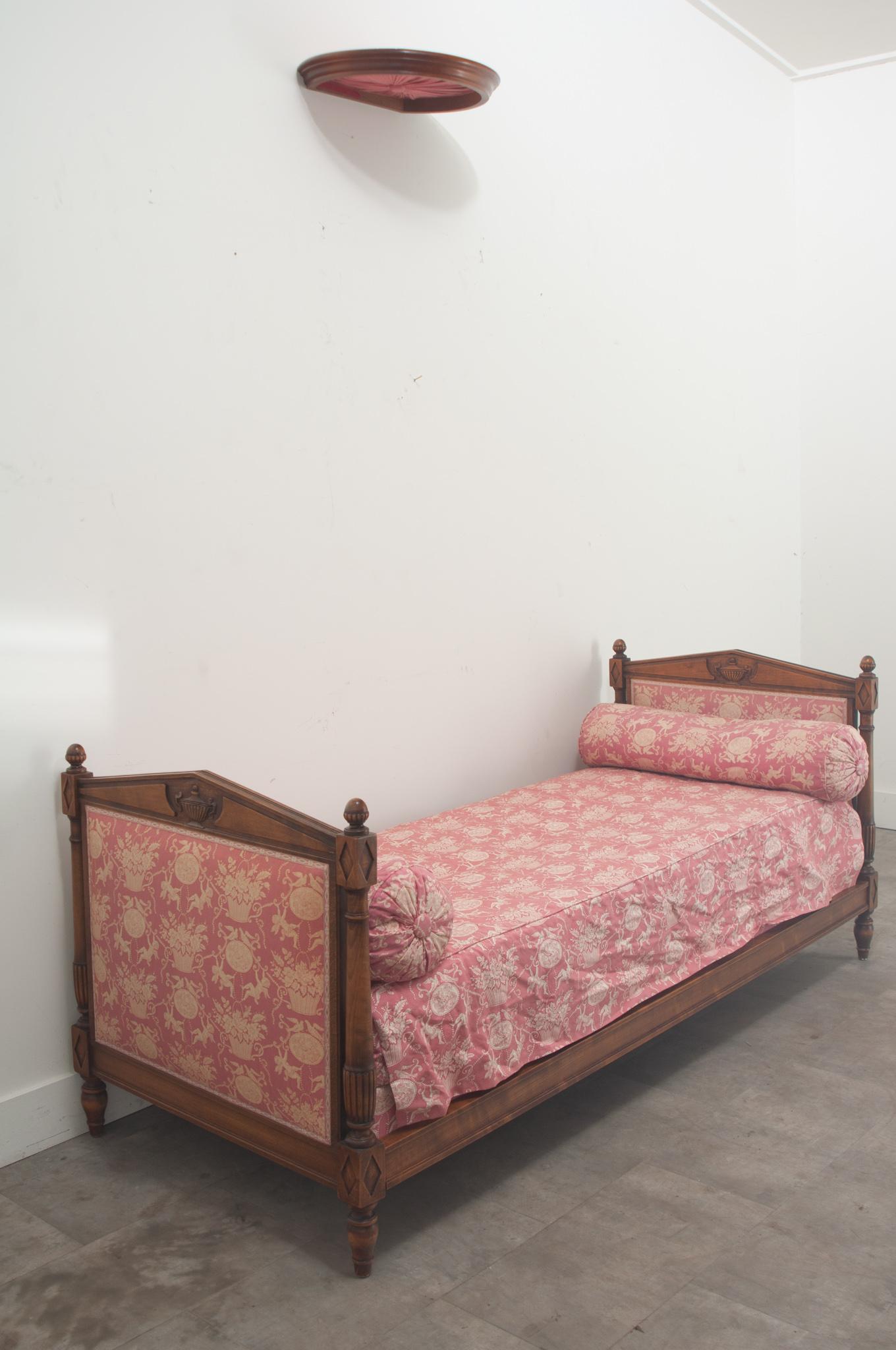 French Directoire Walnut Daybed & Crown For Sale 1