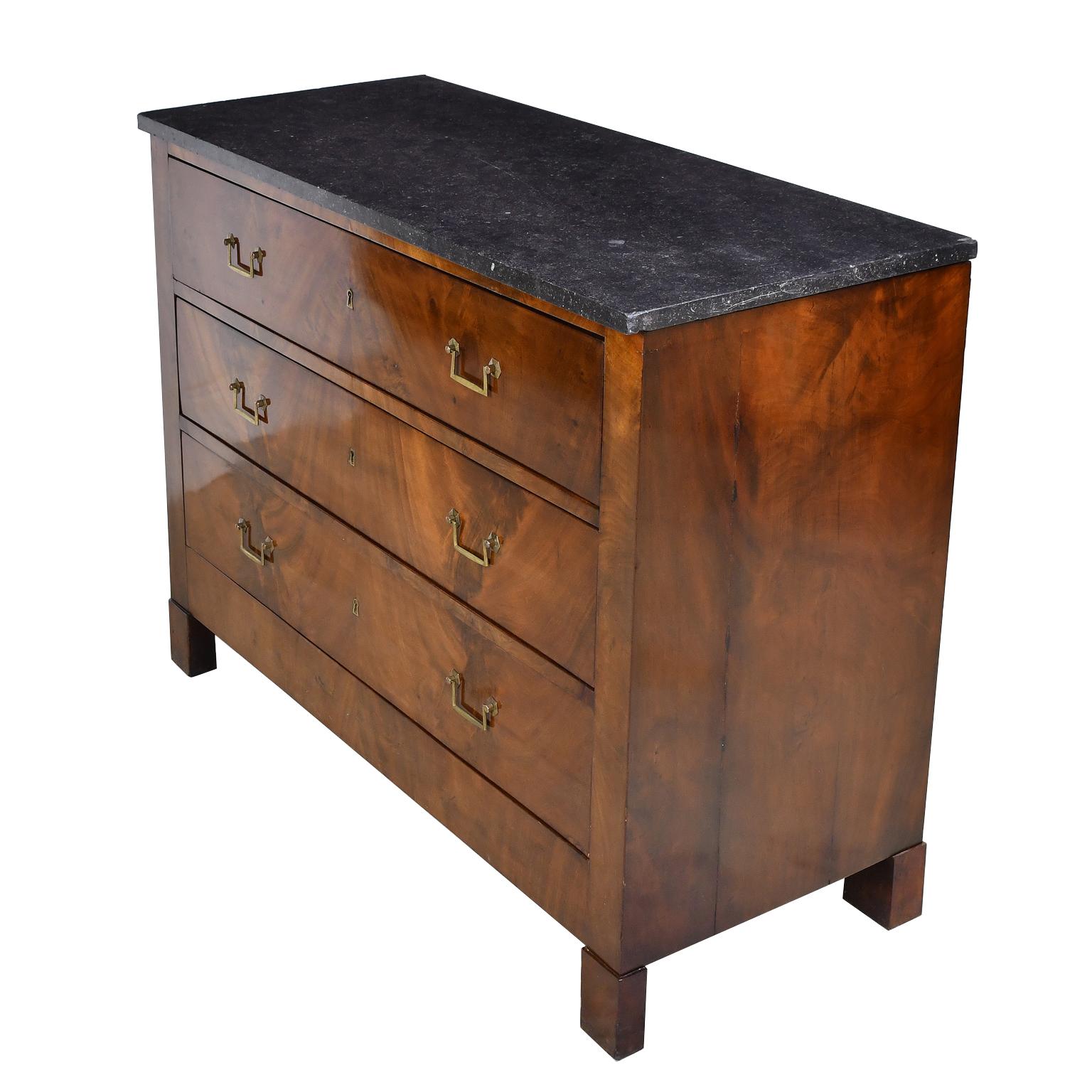 French Directoire West Indies Mahogany Chest of Drawers with Black Marble In Good Condition In Miami, FL