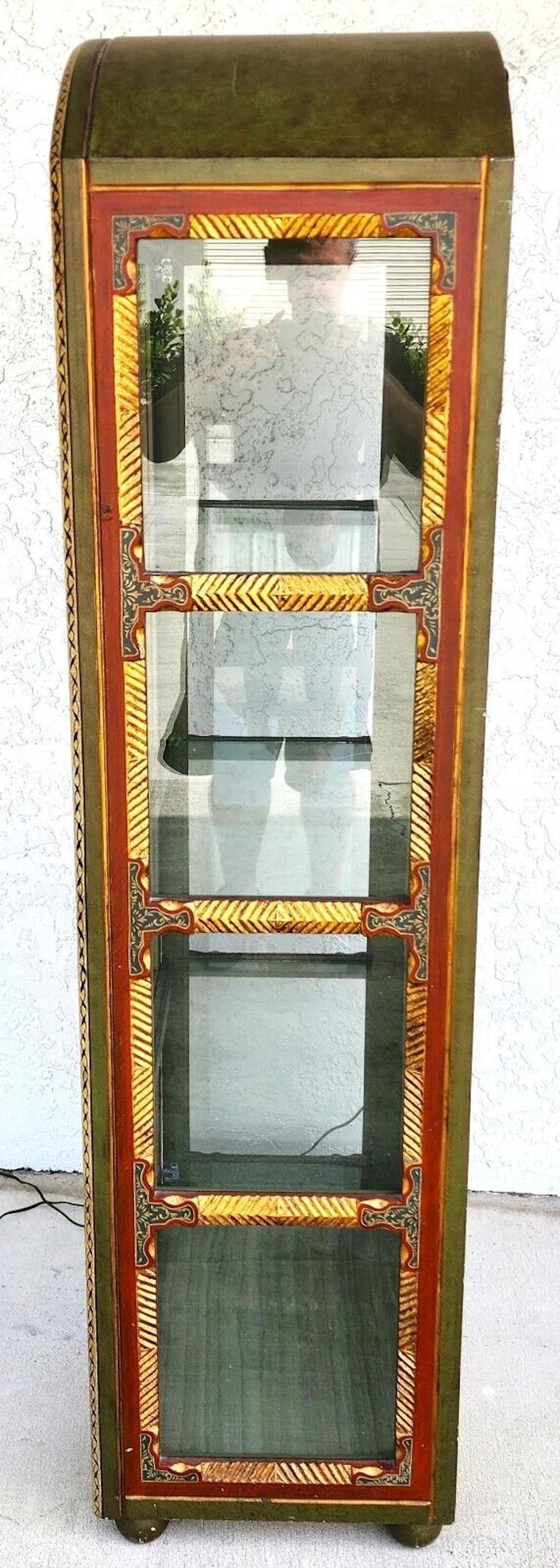 Hand-Painted French Display Cabinet Giltwood Hand Painted Curio For Sale