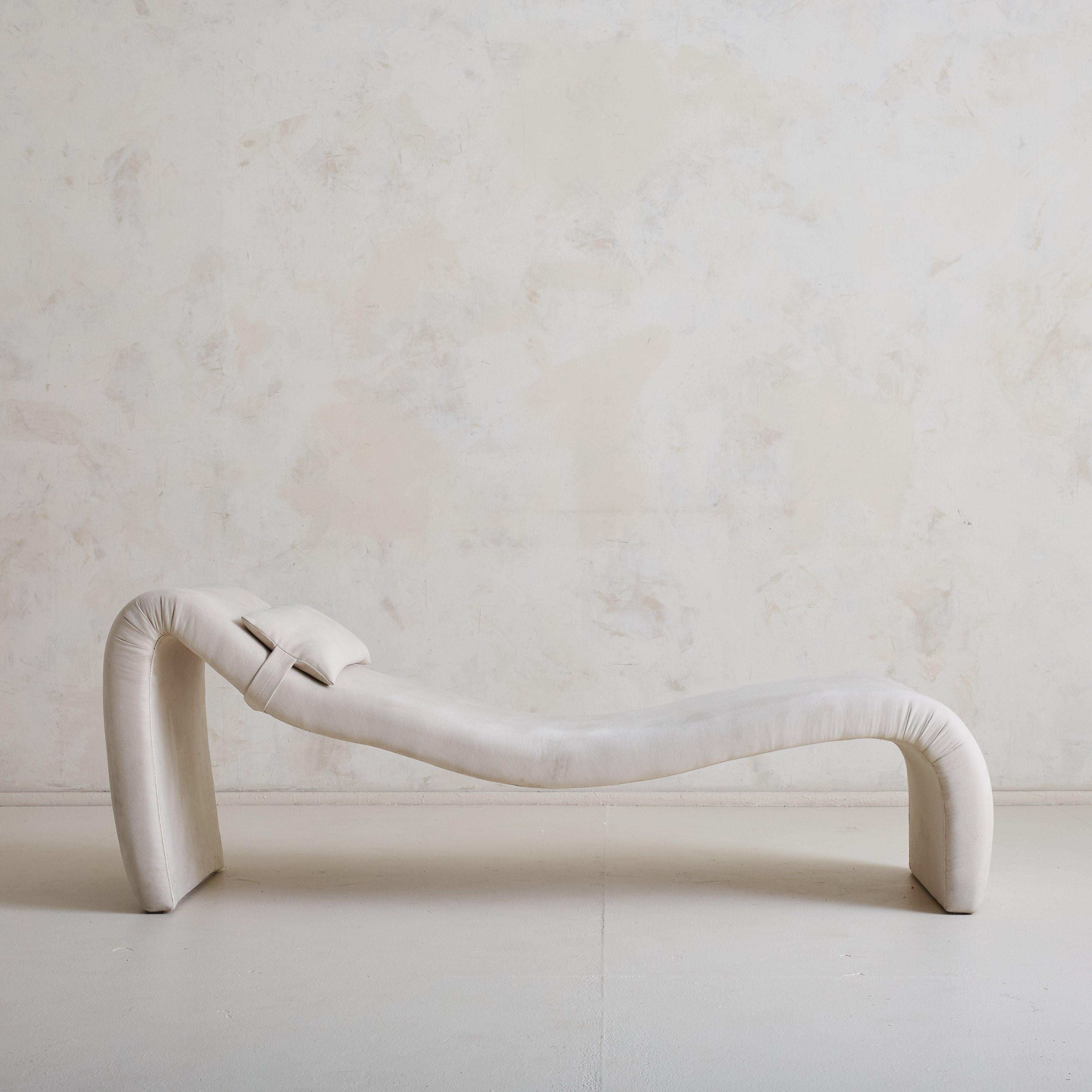 The 'Djinn' chaise lounge, designed by Olivier Mourgue for Airborne International in 1965, is an icon of futuristic and Space Age design. Characterized by its fluid, low-slung silhouette, the Djinn chair features a tubular steel frame and is