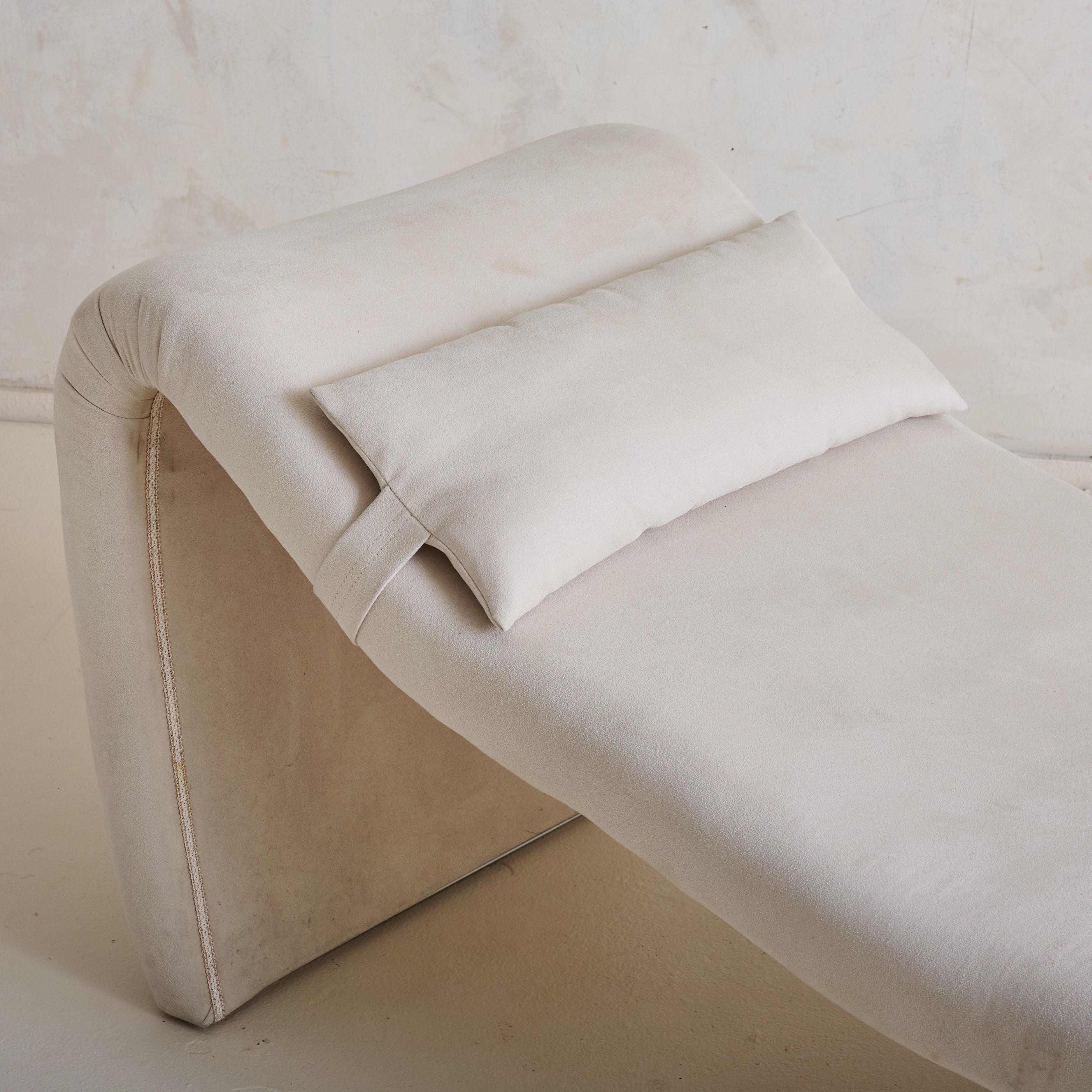 Modern French 'Djinn' Chaise Lounge by Olivier Mourgue for Airborne International, 1965 For Sale