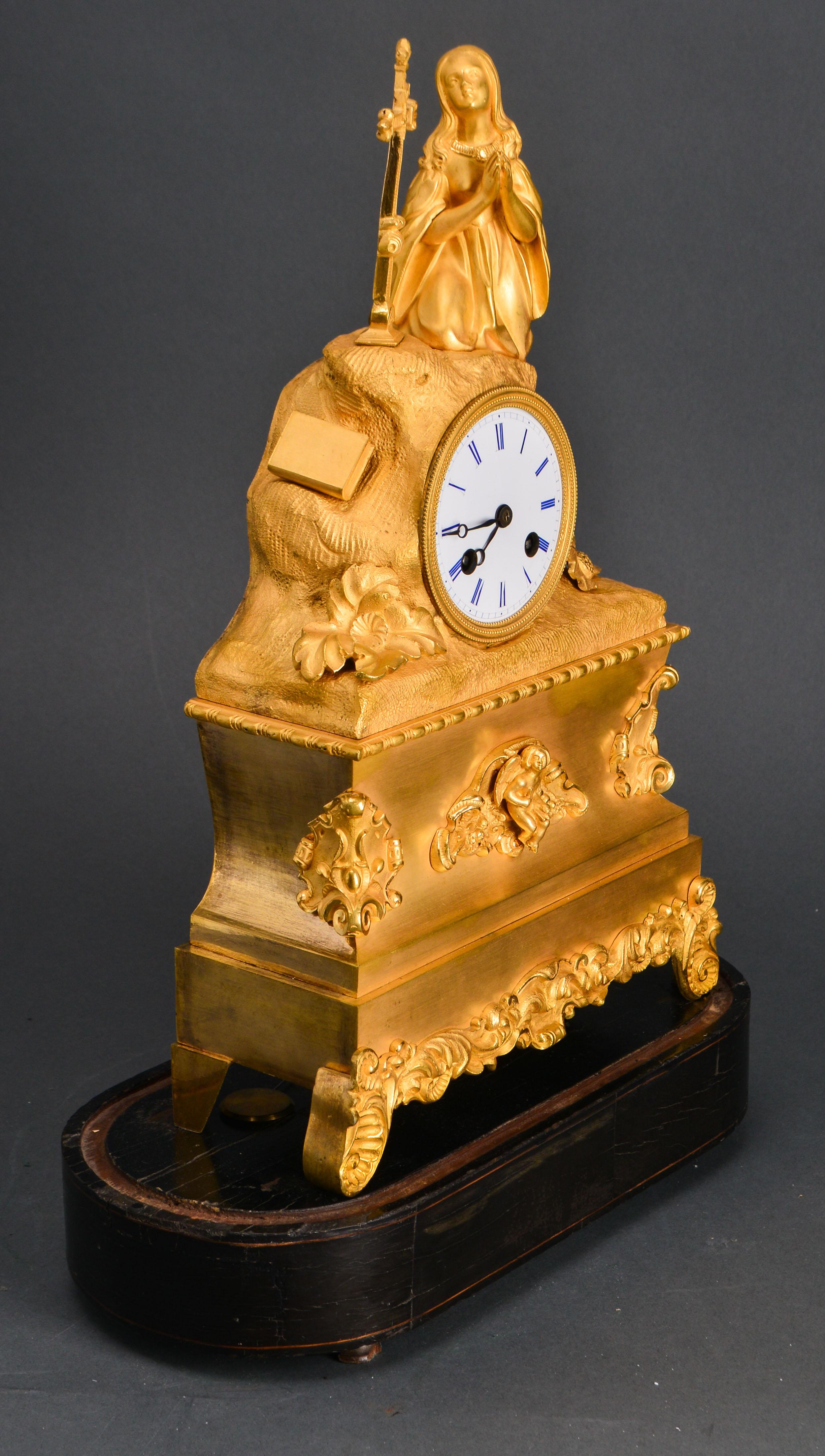 French Dore Bronze Mantel Clock with Woman in Prayer In Good Condition In New York, NY