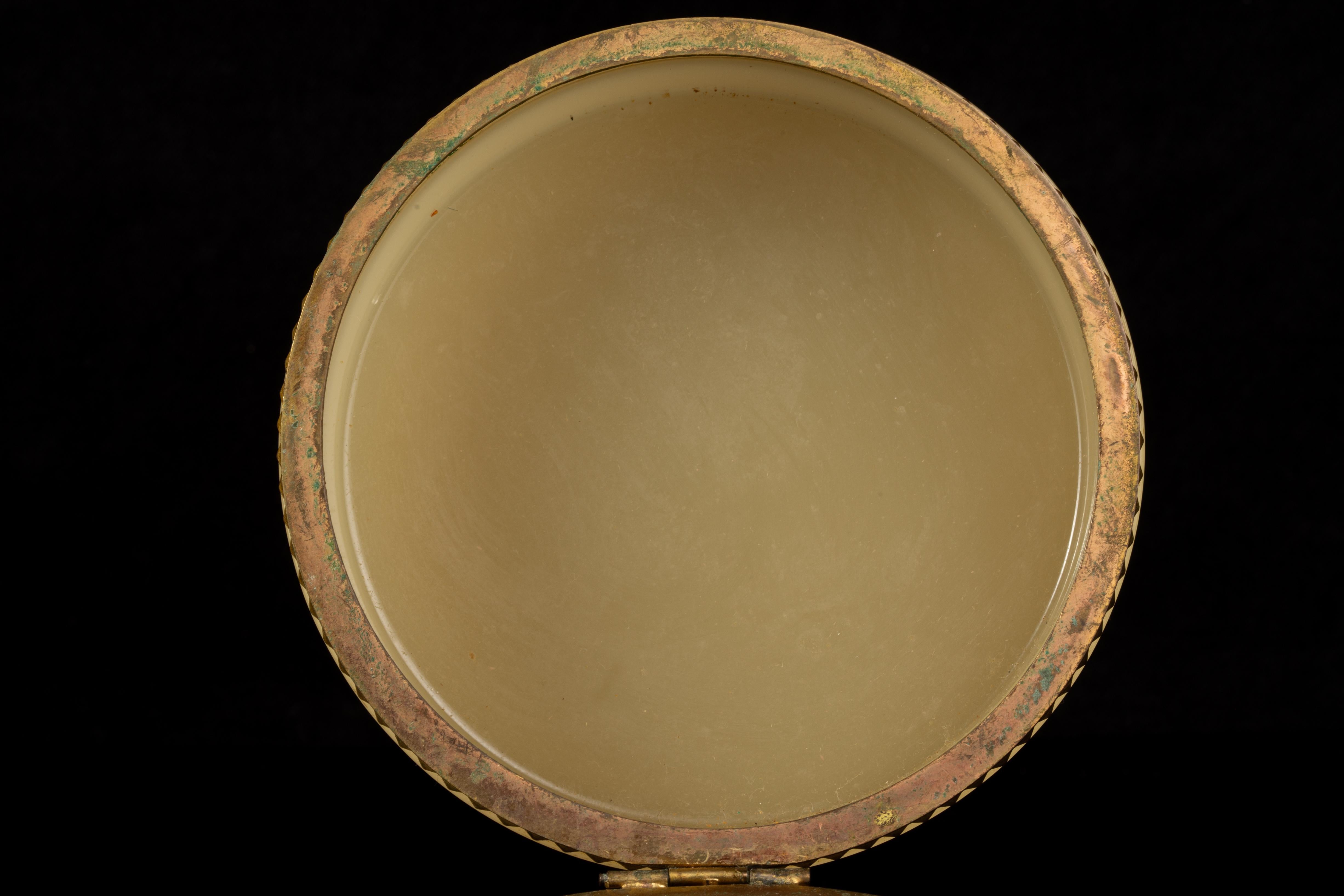 French Doré Bronze Mounted Peach Opaline Crystal Round Covered Box For Sale 5