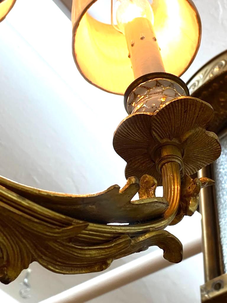 French Dore' Bronze Rococo Style 10 Light Chandelier For Sale at 1stDibs