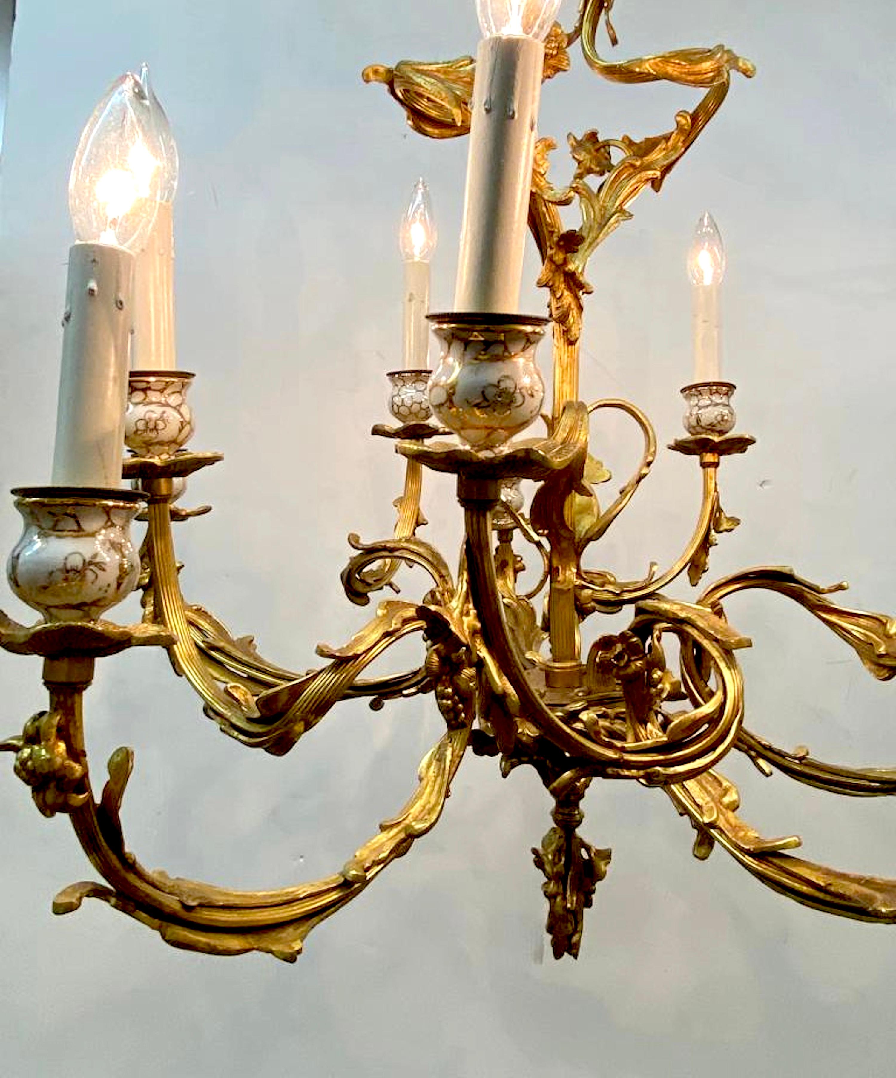 French Dore' Bronze Rococo Style 10 Light Chandelier For Sale 3