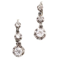 Boucles d'oreilles dormeuses françaises en or 18 carats et diamants 0,72 carat