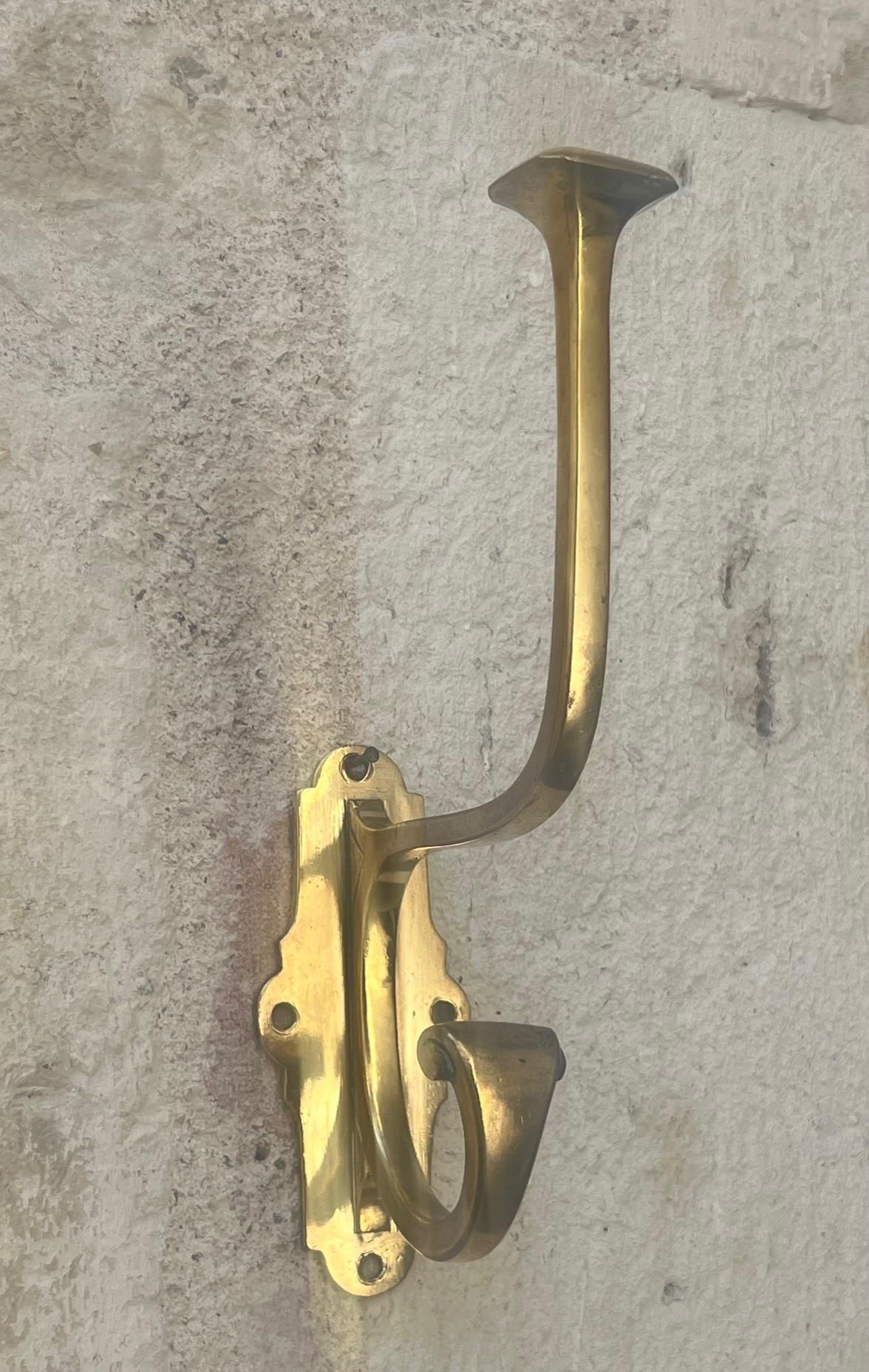 Francese Doppi ganci francesi in ottone, anni '30 circa - set di 2 in vendita
