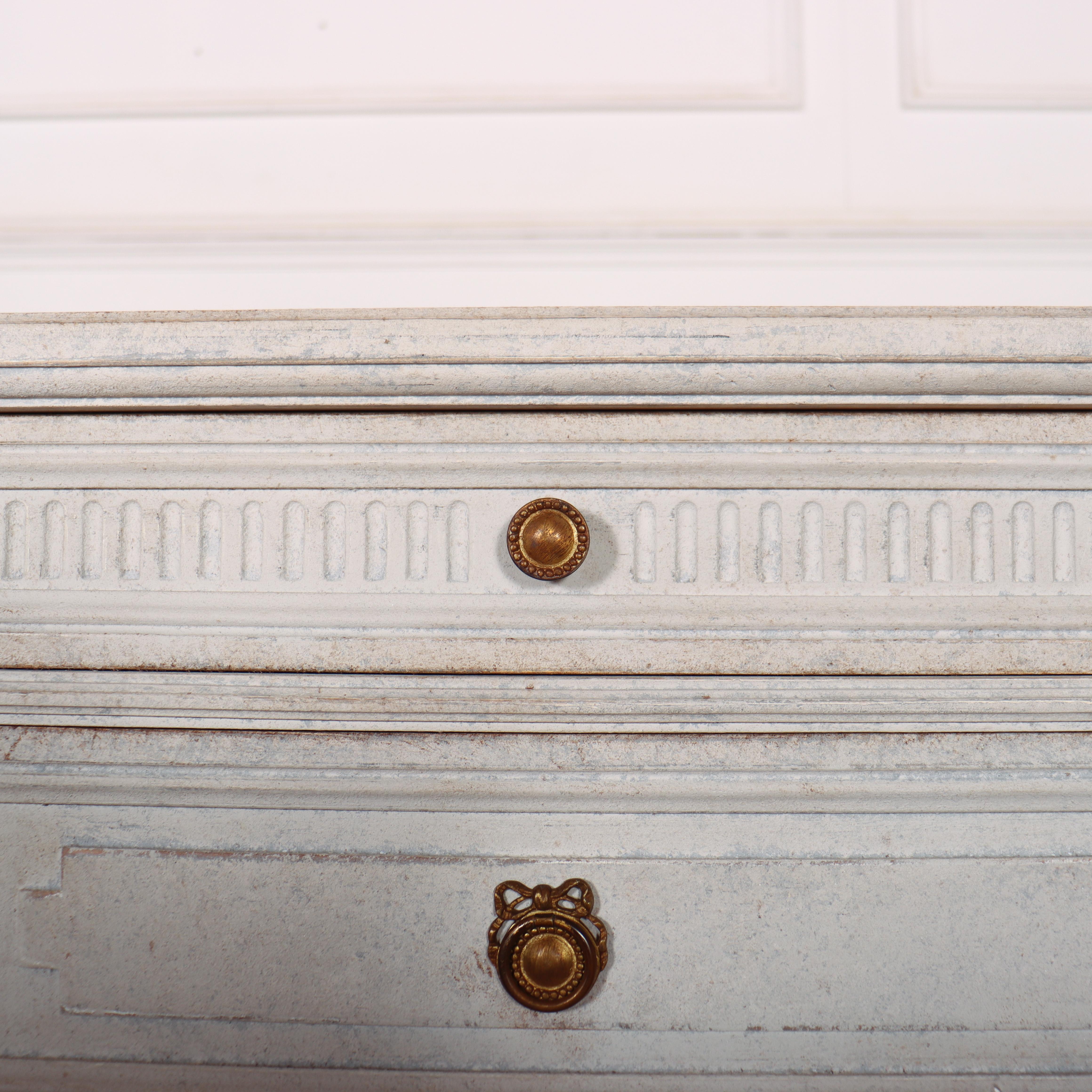 French Double Chest of Drawers For Sale 4