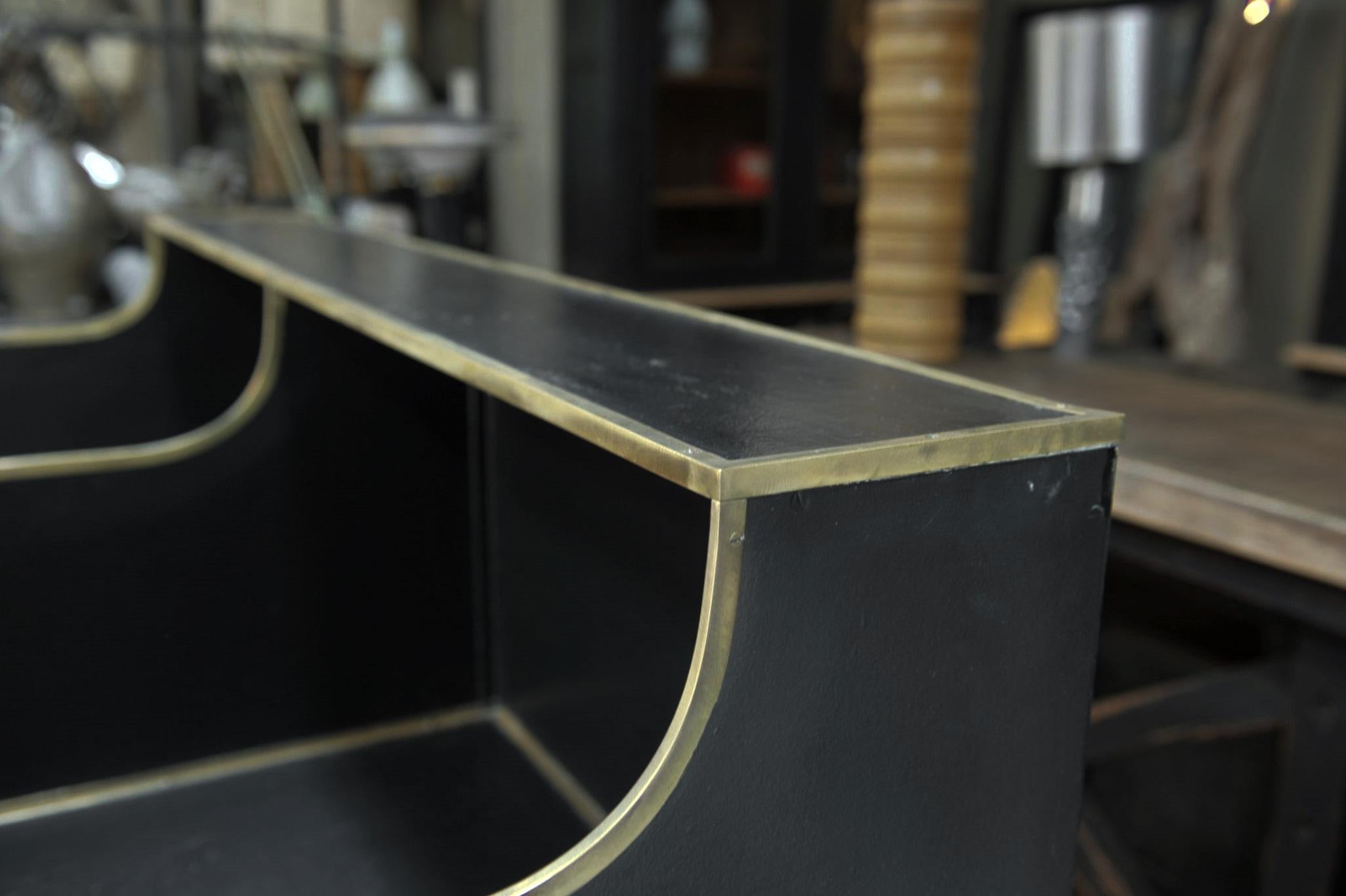 French Double Seat Metal and Brass Bank Desk Counter, Circa 1910 For Sale 4