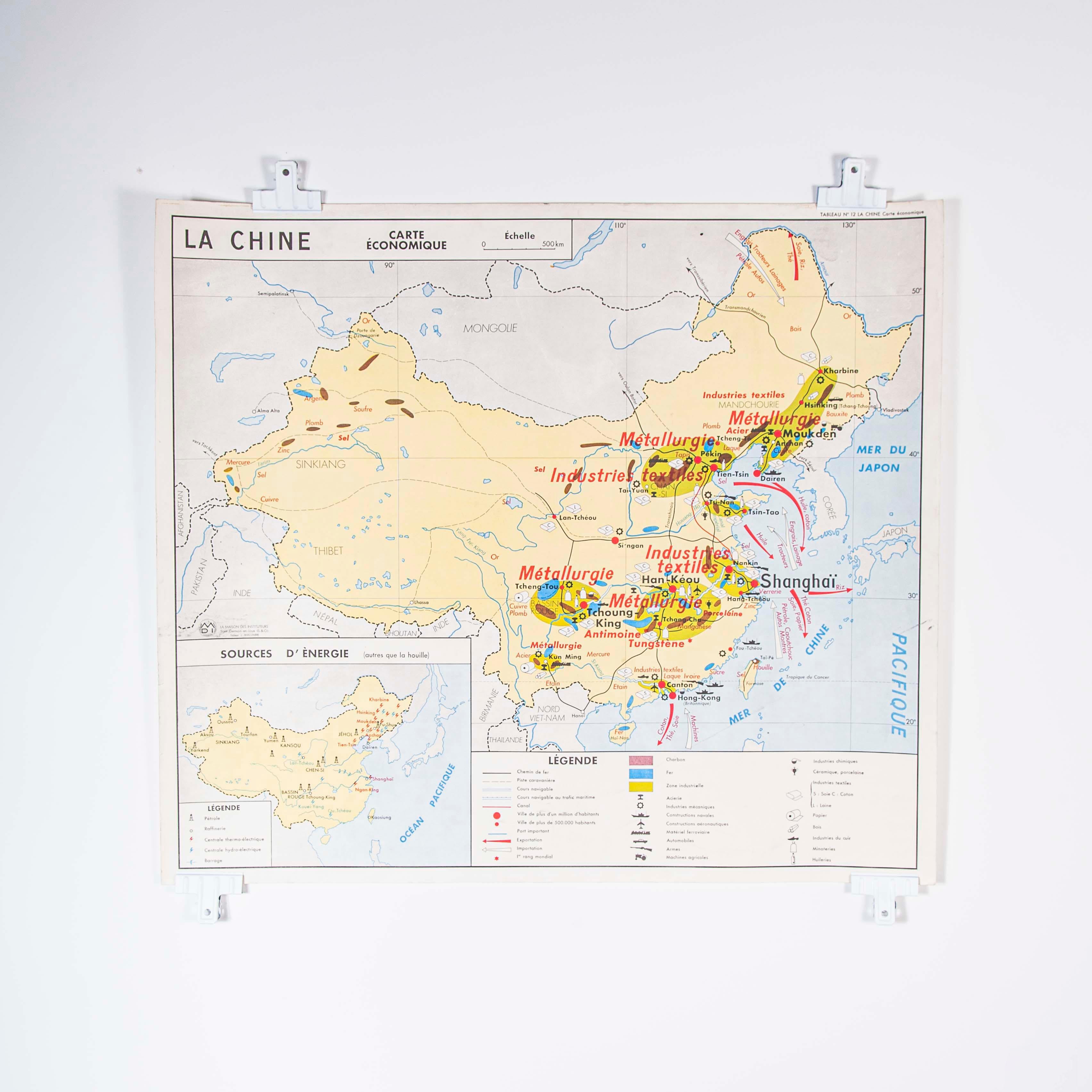 French Double Sided Educational School Poster of the Economies of USSR and China For Sale 10