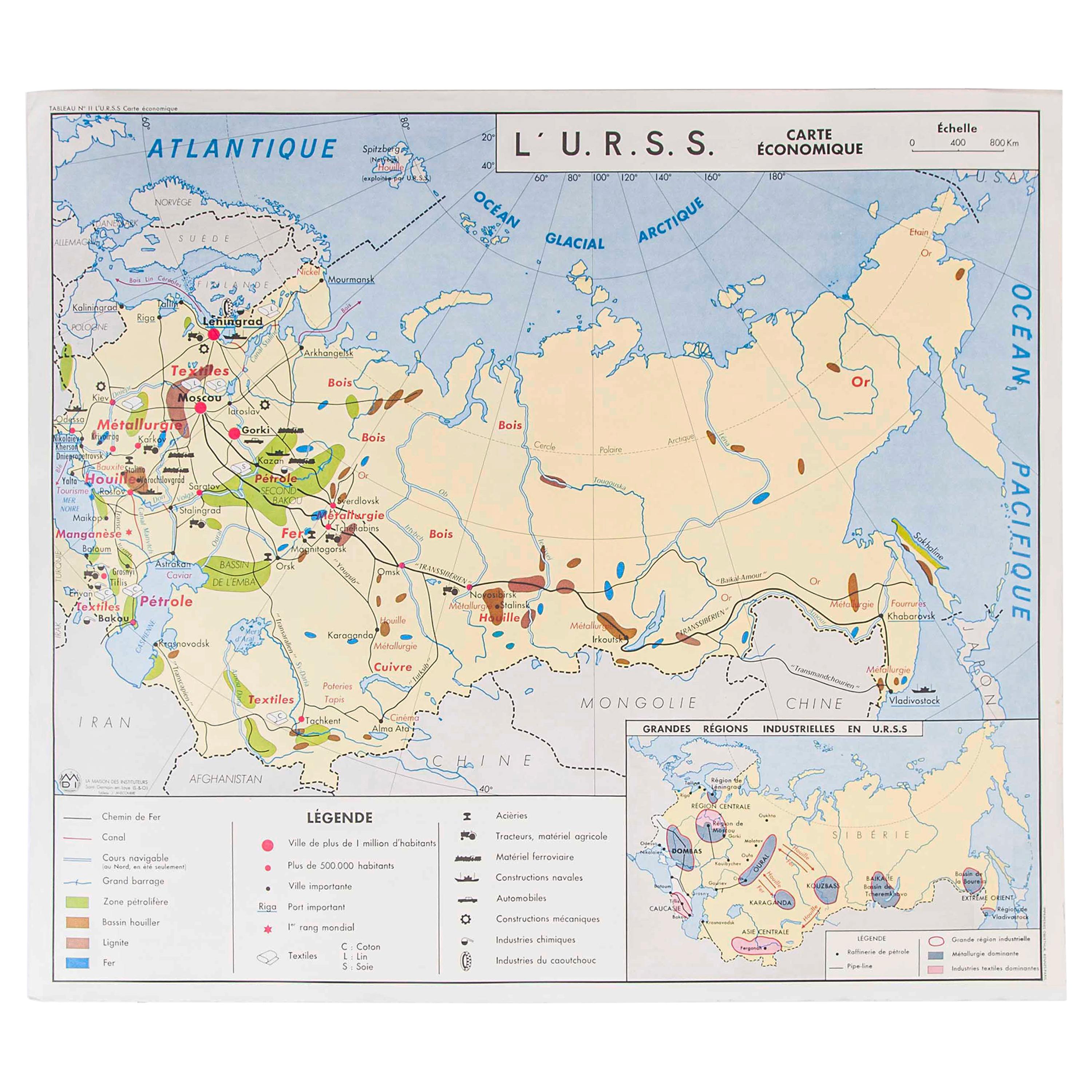 French Double Sided Educational School Poster of the Economies of USSR and China For Sale