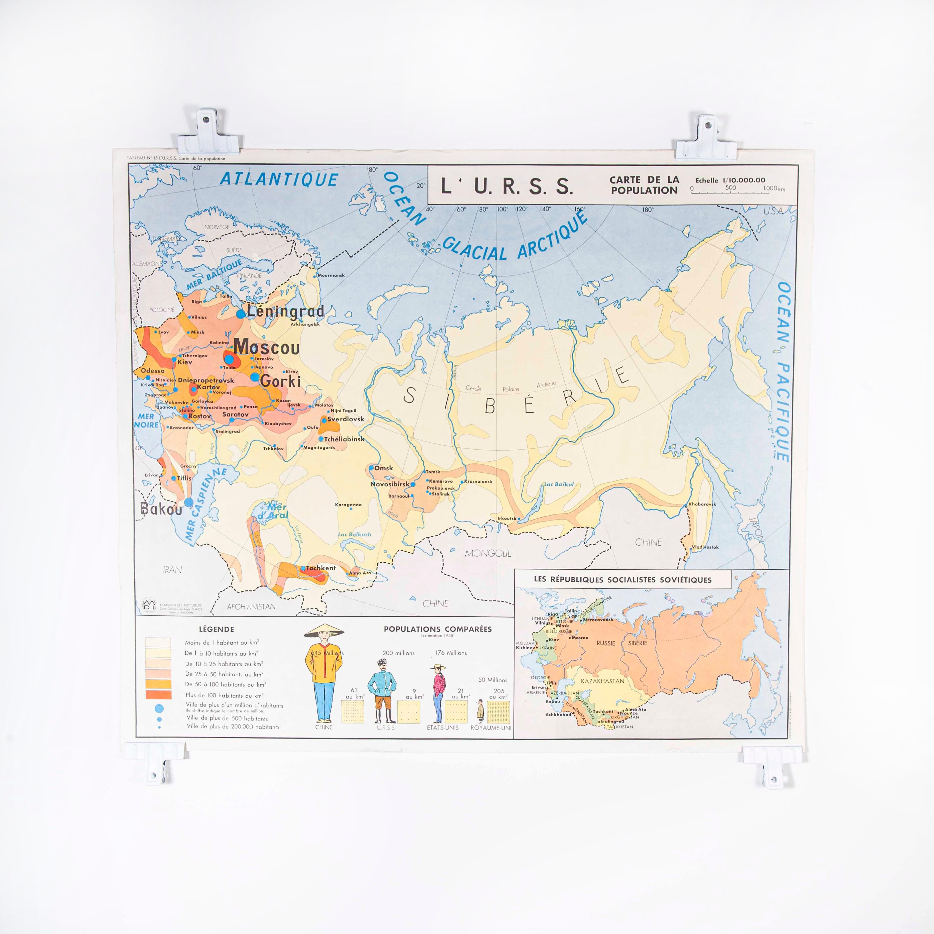 Doppelseitiges Schulposter der Bevölkerungen von China und der UdSSR im Angebot 11