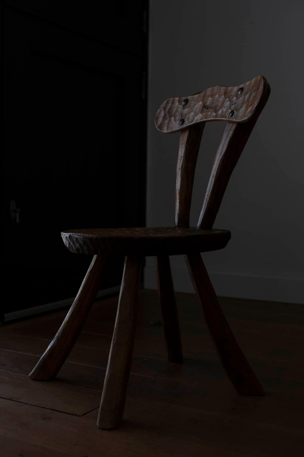 French Dramatic Brutalist Decorative Chair in the Style of Alexandre Noll In Good Condition In GOOR, NL