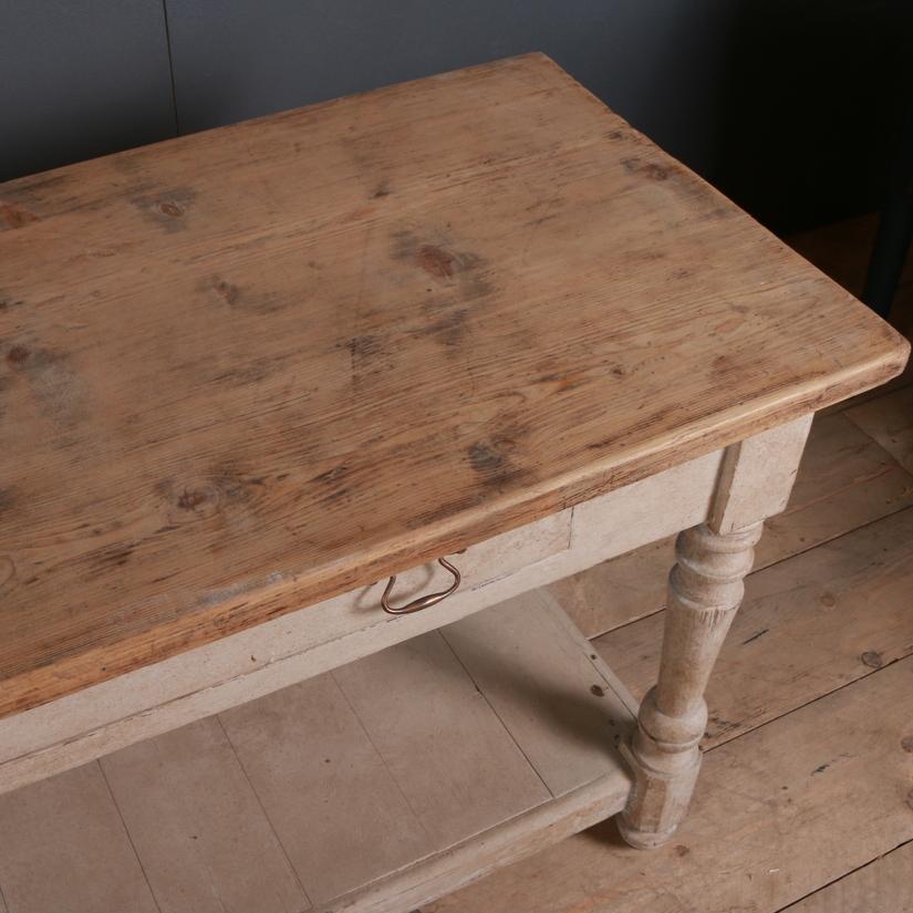 French Drapers Table In Good Condition In Leamington Spa, Warwickshire