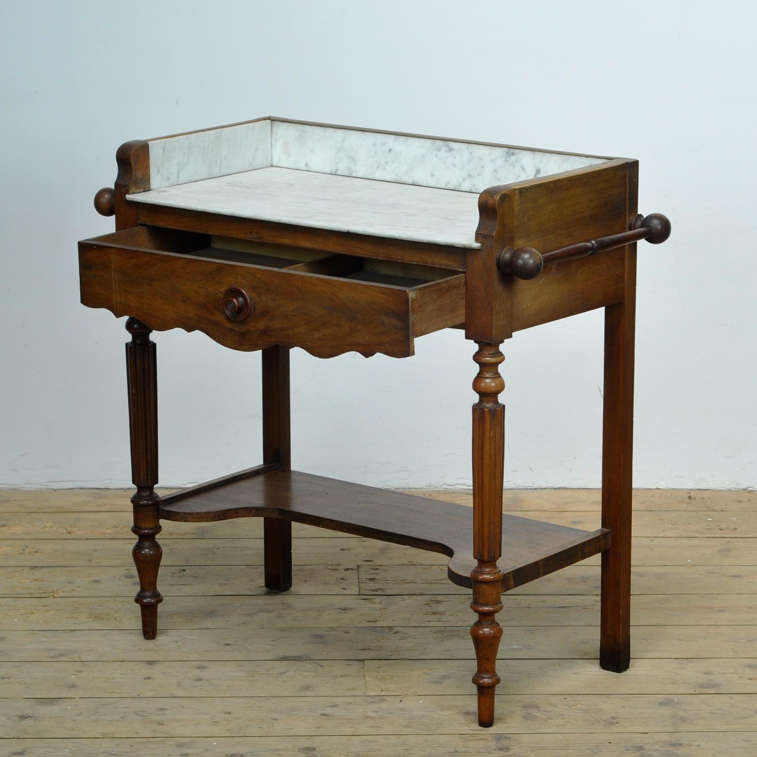 French Dressing Table, Circa 1920 In Good Condition In Amsterdam, Noord Holland