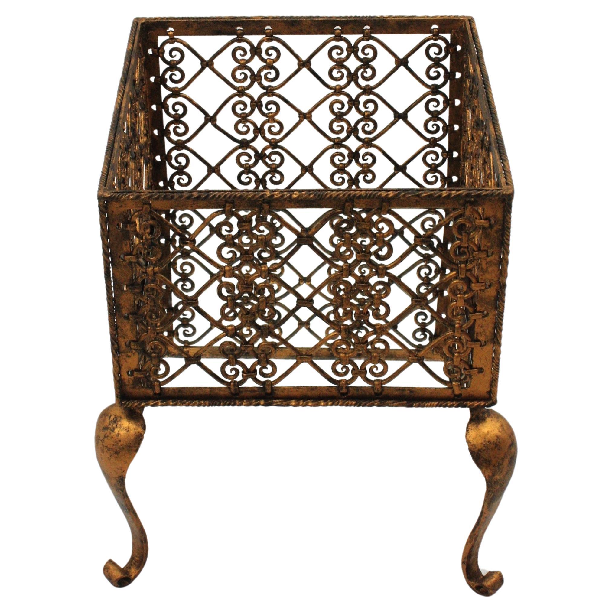 French Drinks Stand Dry Bar in Gilt Wrought Iron  For Sale 1
