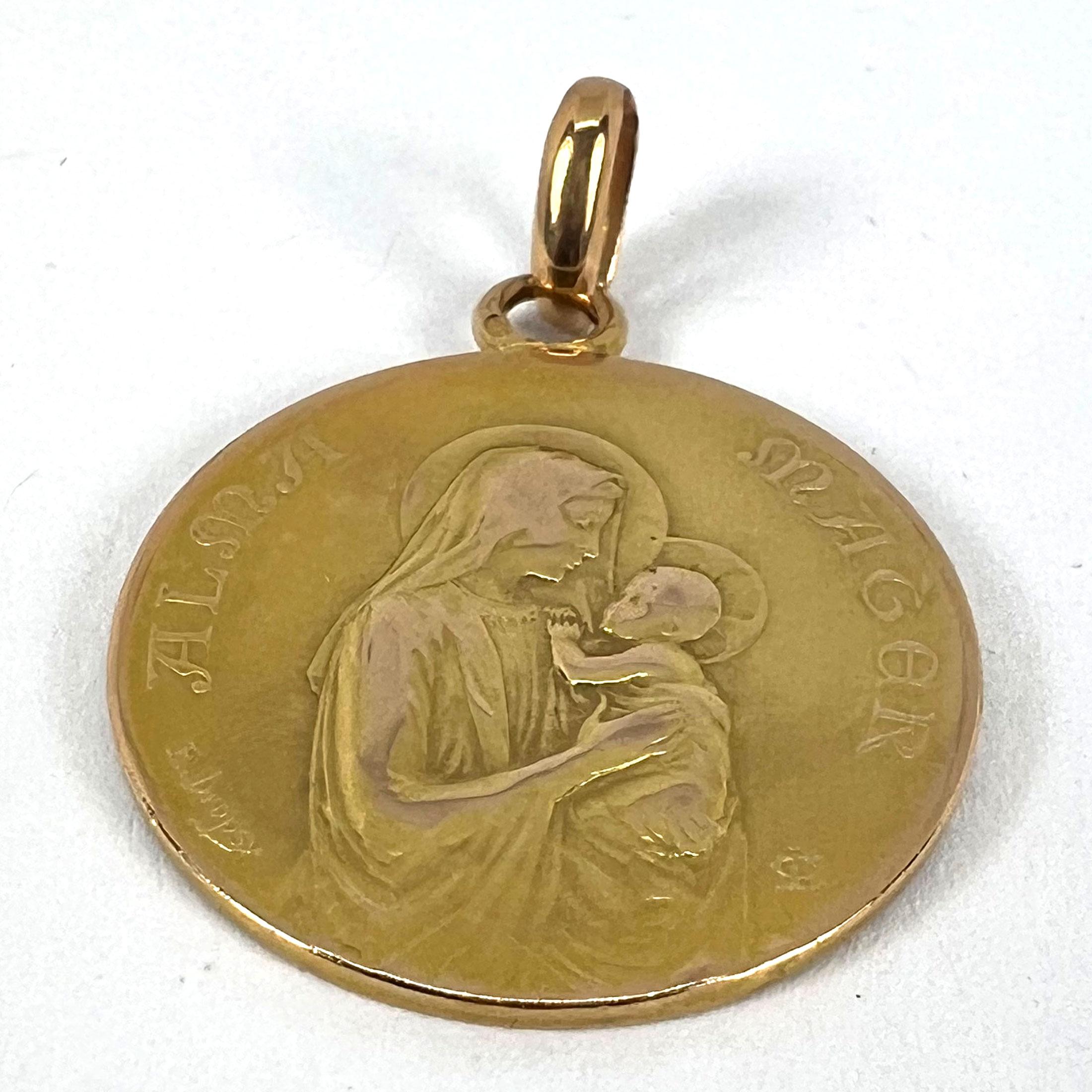 French Dropsy 18K Yellow Gold Madonna and Child Alma Mater Medal Pendant For Sale 12