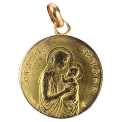 French Dropsy 18K Yellow Gold Madonna and Child Alma Mater Medal Pendant