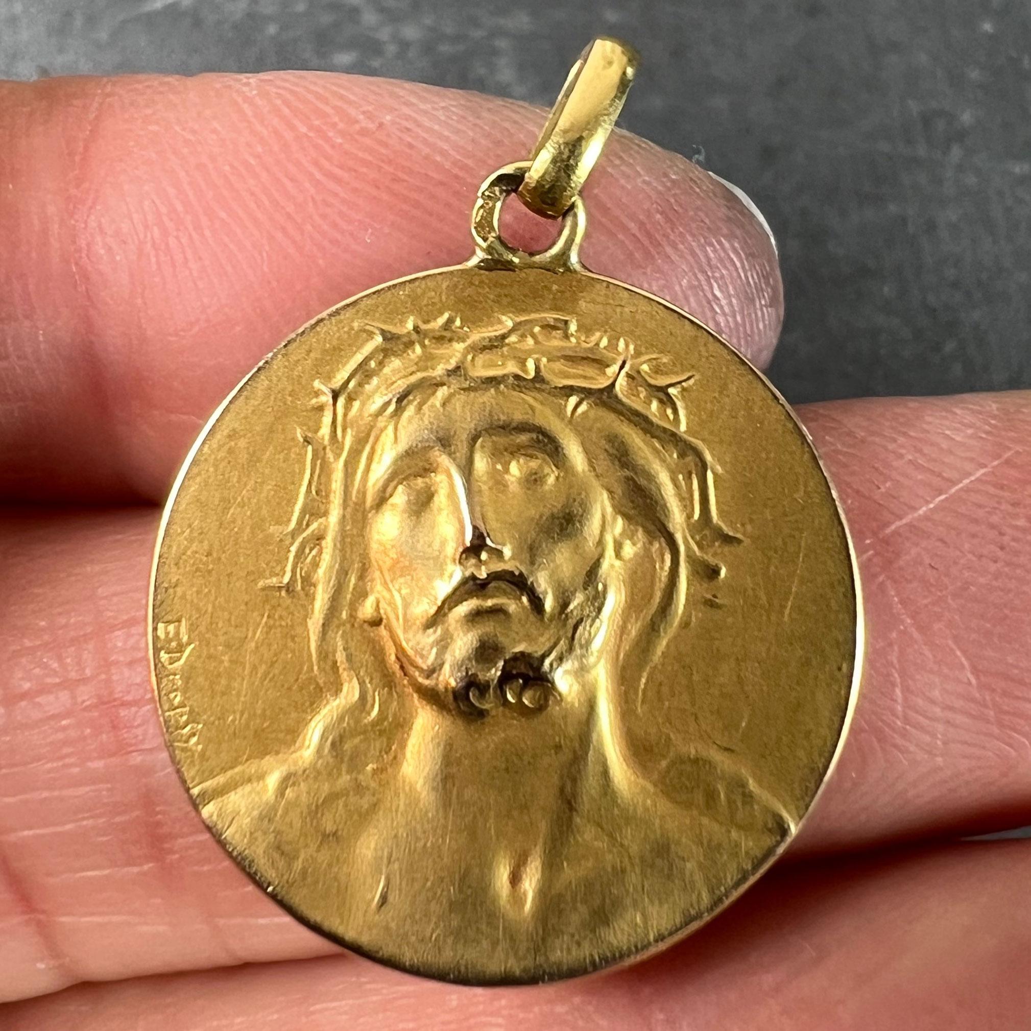 French Dropsy Jesus Christ Crown of Thorns 18K Yellow Gold Medal Pendant For Sale 1