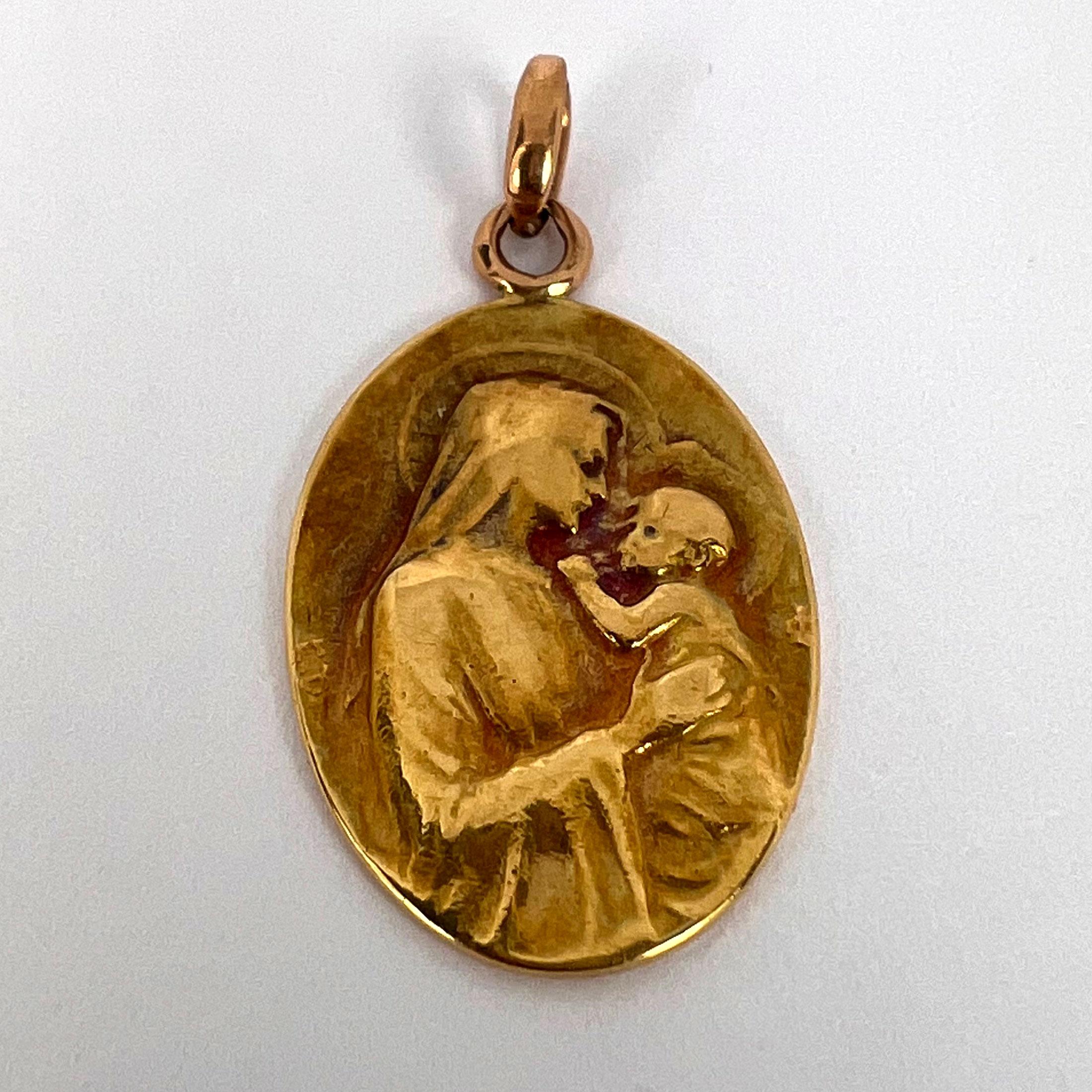 French Dropsy Madonna and Child 18k Yellow Gold Charm Pendant For Sale 7
