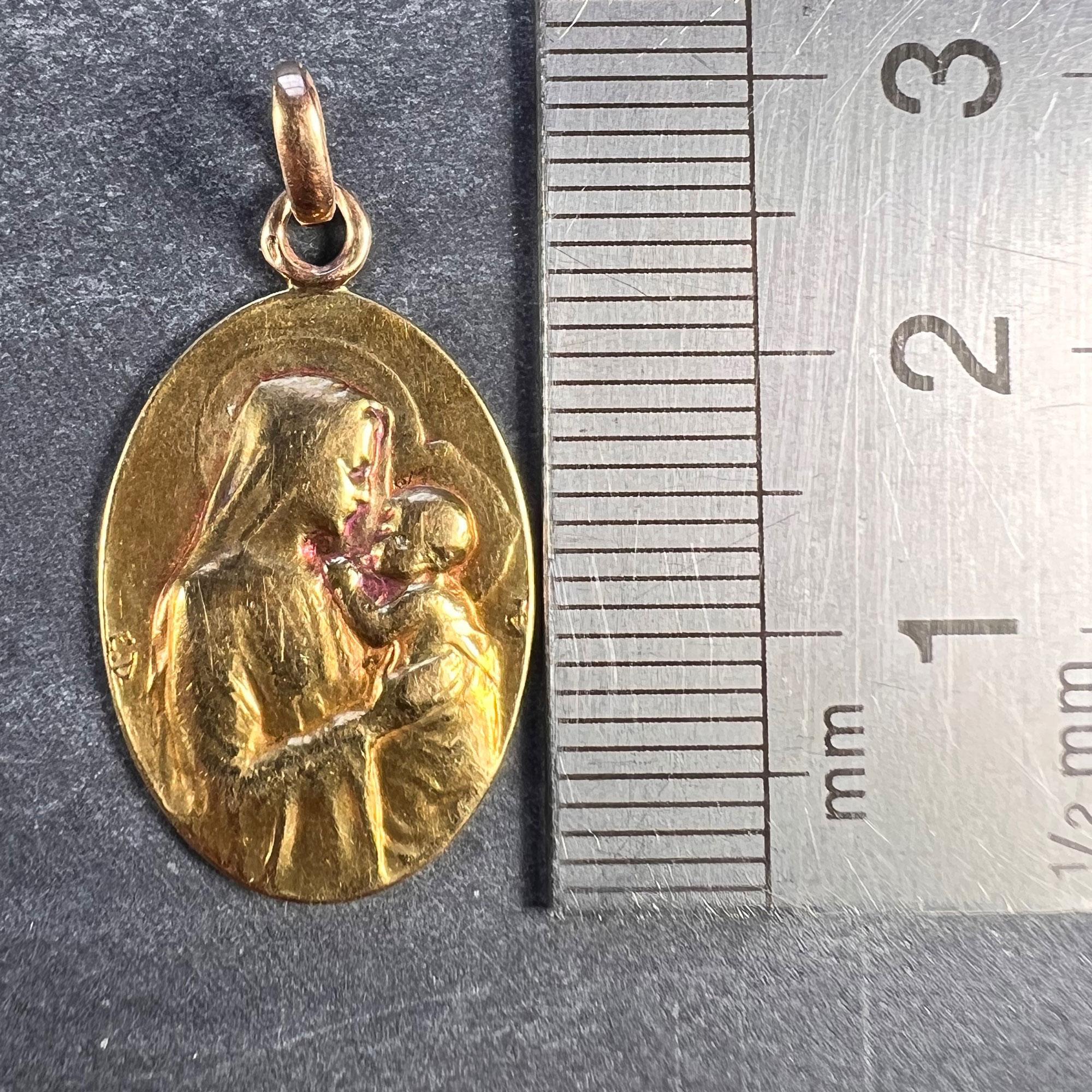 French Dropsy Madonna and Child 18k Yellow Gold Charm Pendant For Sale 4