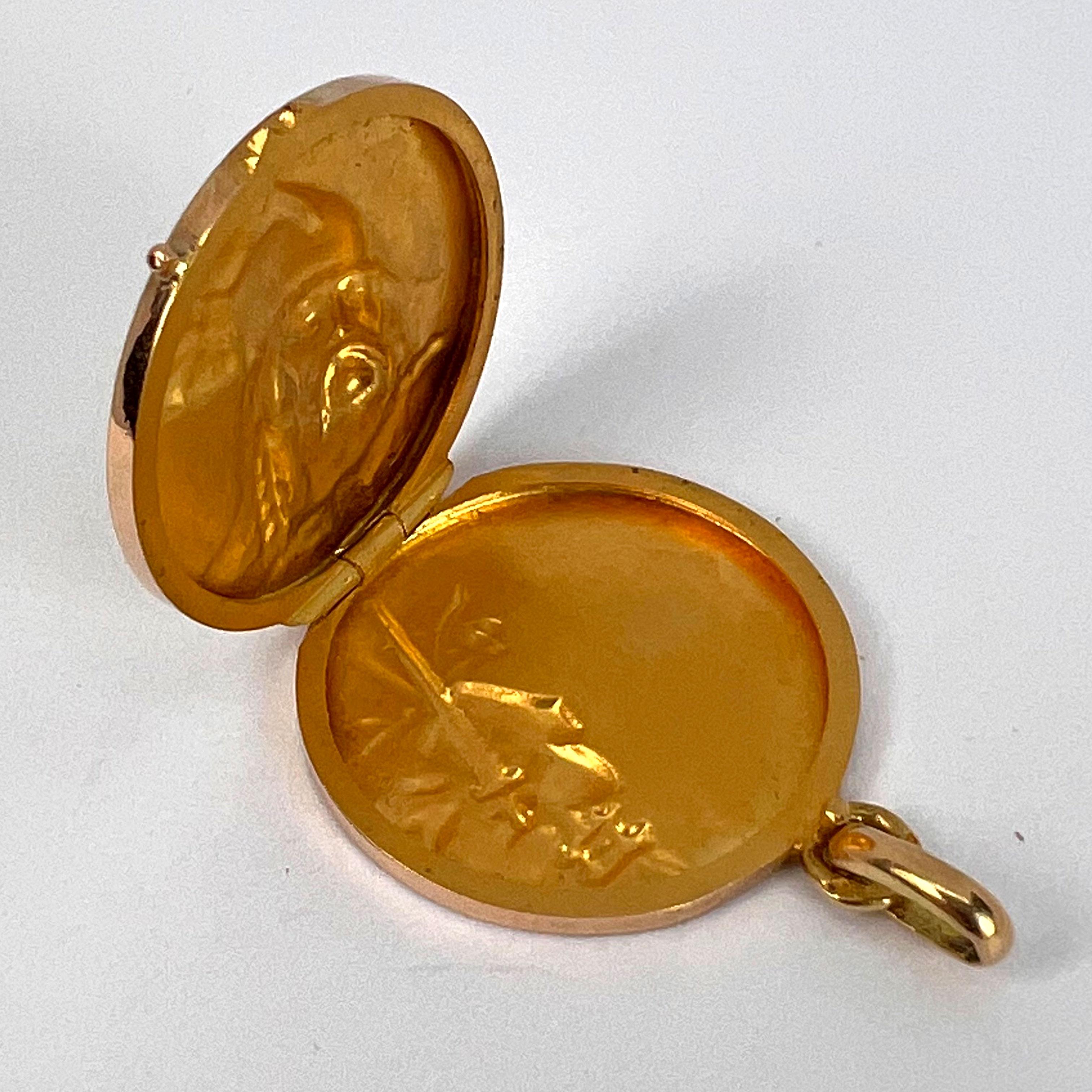 French Dropsy Vercingetorix Gaul 18K Yellow Gold Pendant Locket 10