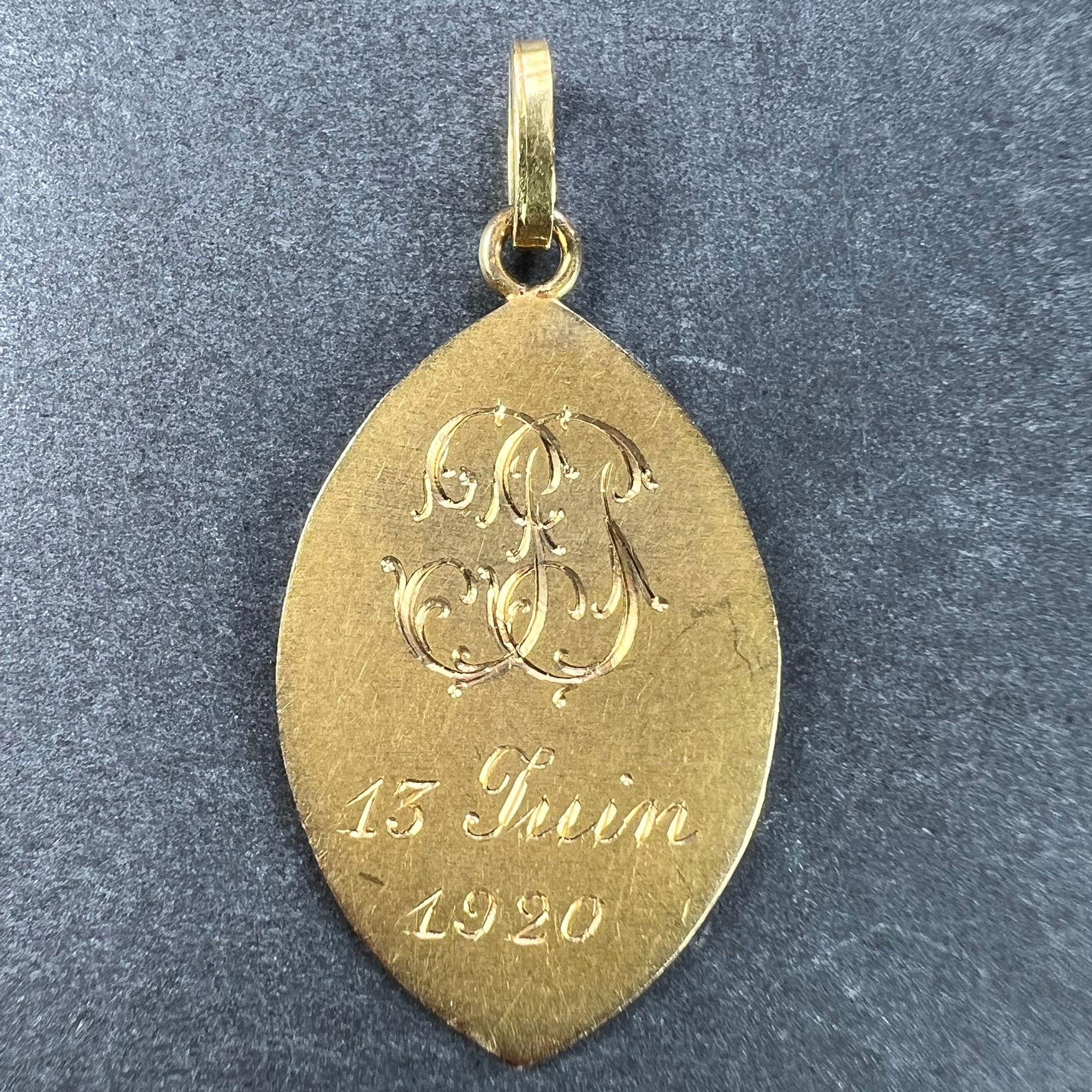 French Dropsy Virgin Mary 18K Yellow Gold Charm Pendant In Good Condition For Sale In London, GB