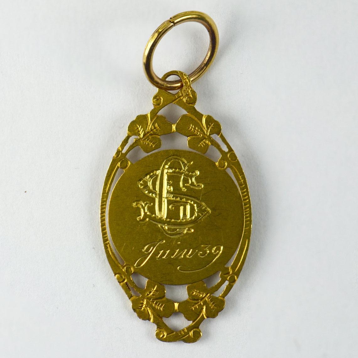 French Dropsy Virgin Mary 18K Yellow Gold Charm Pendant 1