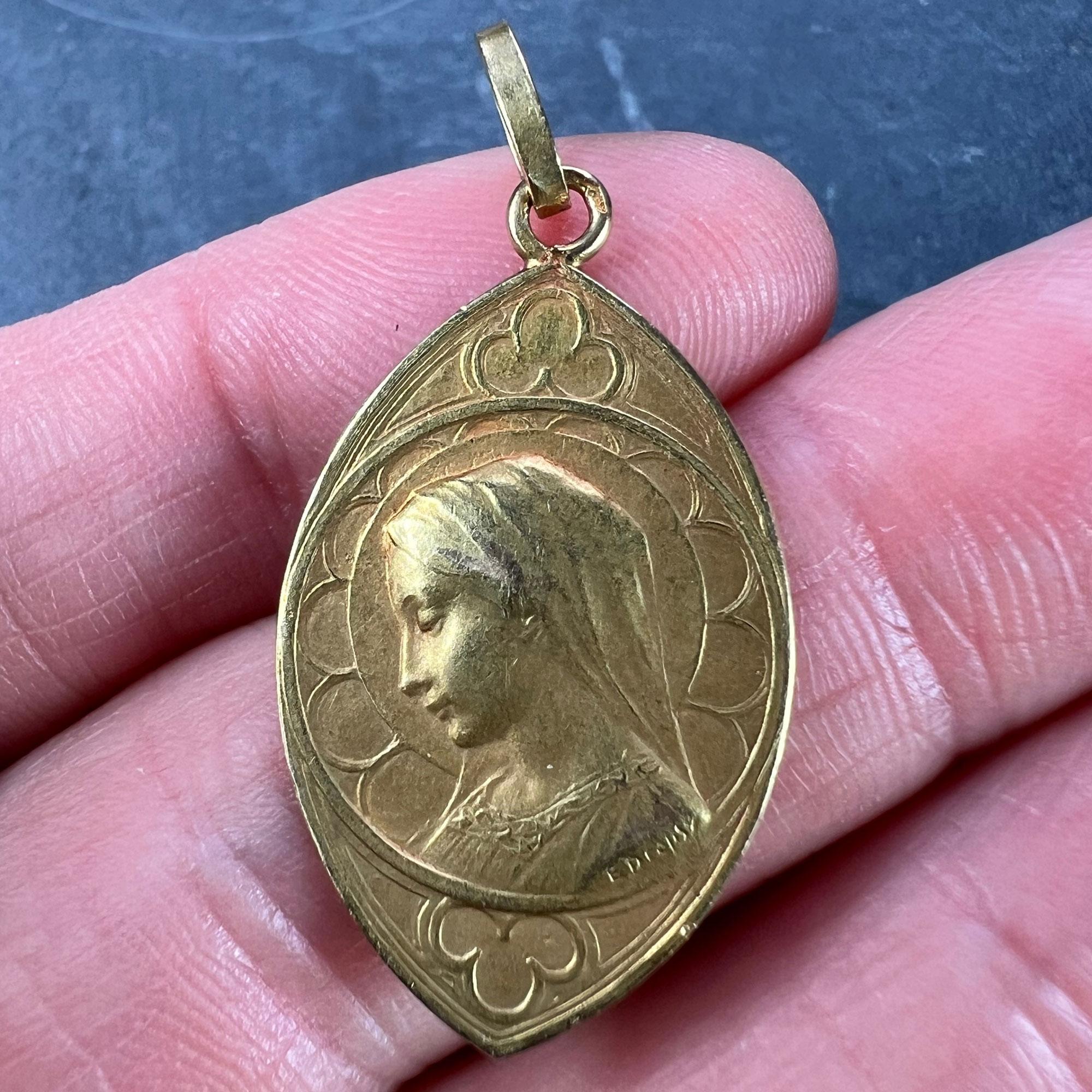 French Dropsy Virgin Mary 18K Yellow Gold Charm Pendant For Sale 1