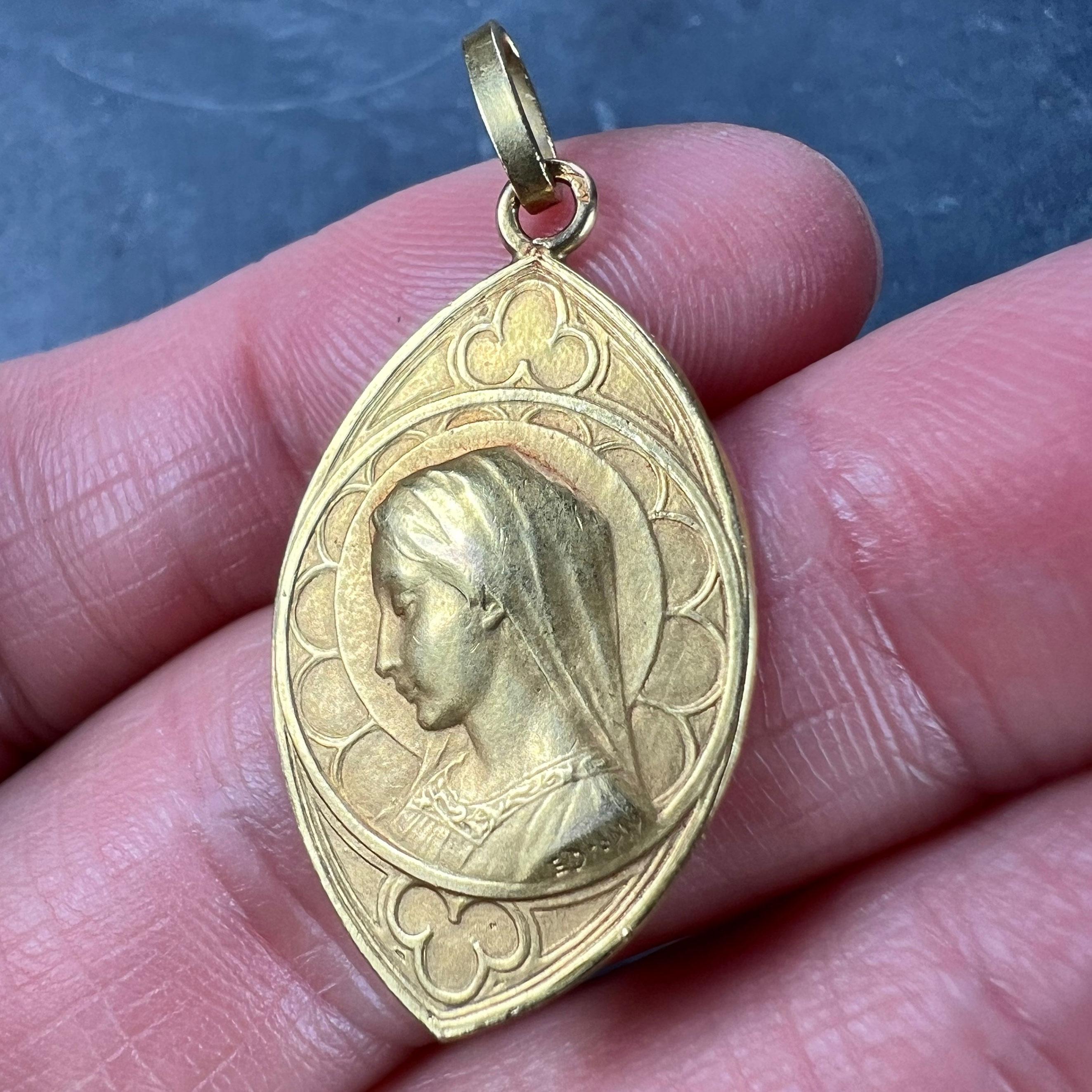 French Dropsy Virgin Mary 18K Yellow Gold Charm Pendant For Sale 2