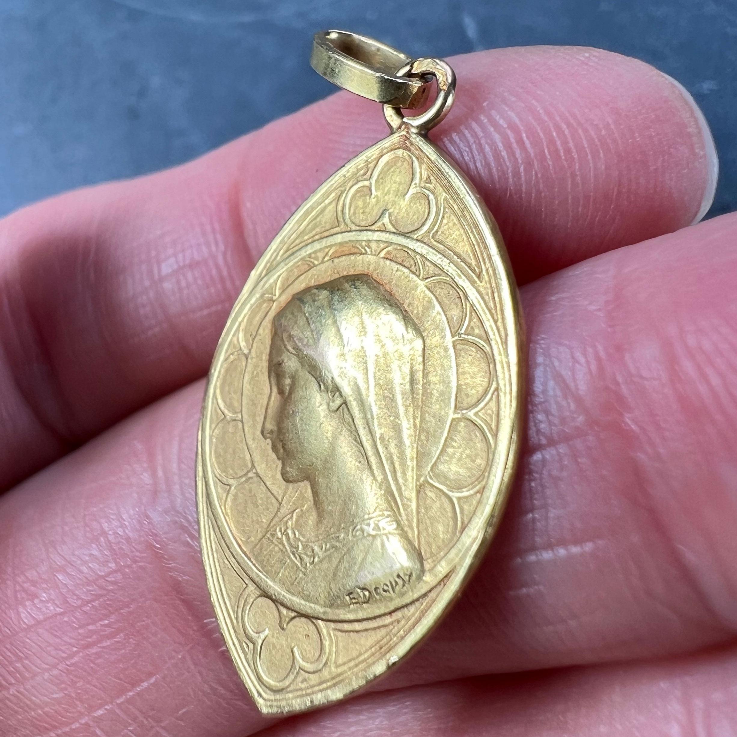 French Dropsy Virgin Mary 18K Yellow Gold Charm Pendant For Sale 3