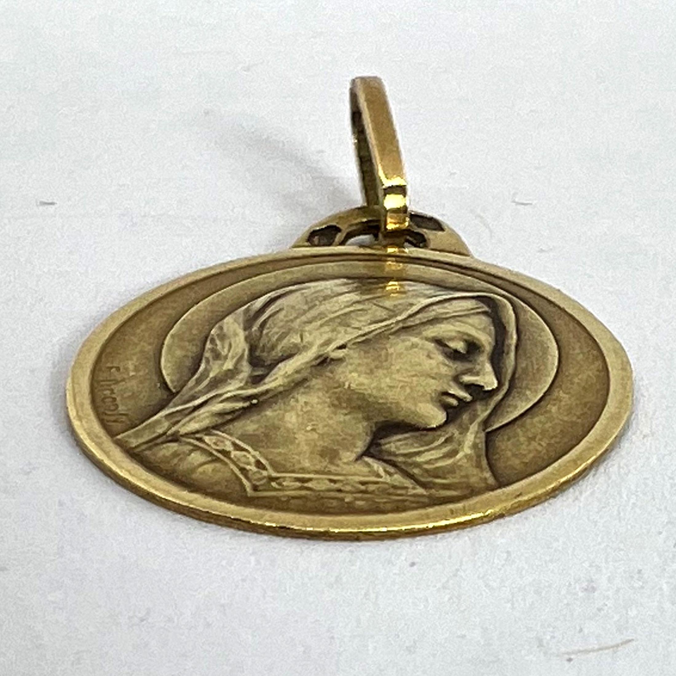 Pendentif en or jaune 18K avec breloque en forme de médaille de la Vierge de Dropsy française en vente 9
