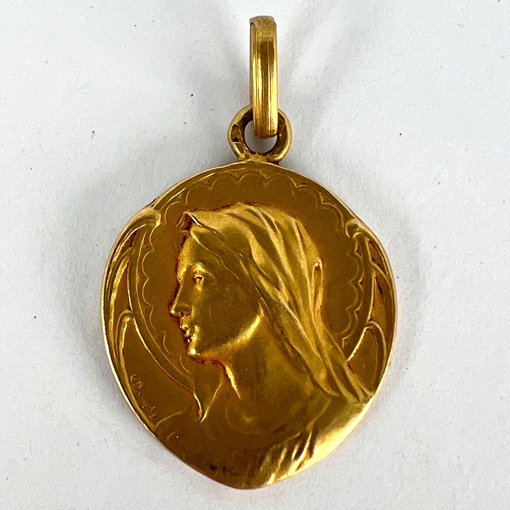 French Dropsy Virgin Mary 18K Yellow Gold Medal Pendant 7