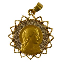 Französischer Medaillon-Anhänger, Jungfrau Maria, 18 Karat Gelbgold