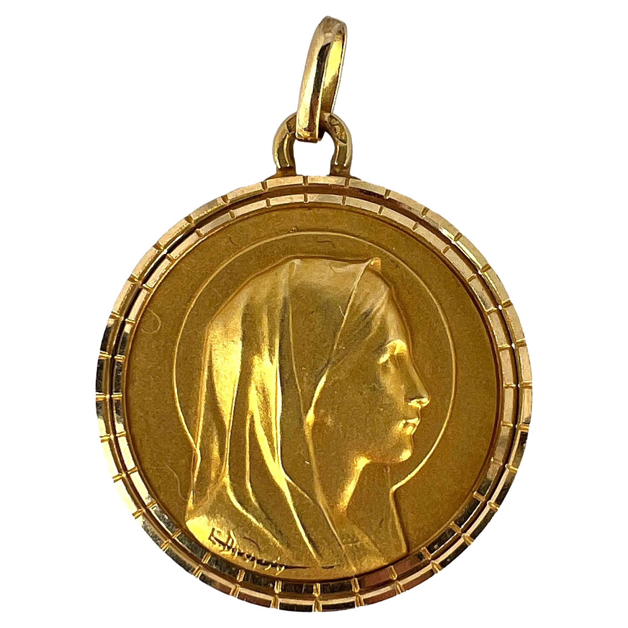 Pendentif français en or jaune 18 carats avec médaille de la Vierge Marie en forme de goutte d'eau