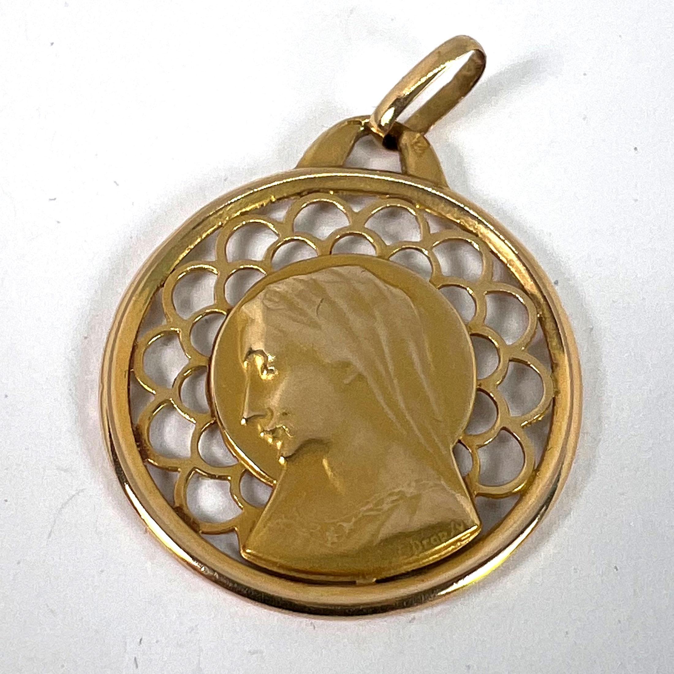 French Dropsy Virgin Mary 18K Yellow Gold Pierced Medal Charm Pendant For Sale 8