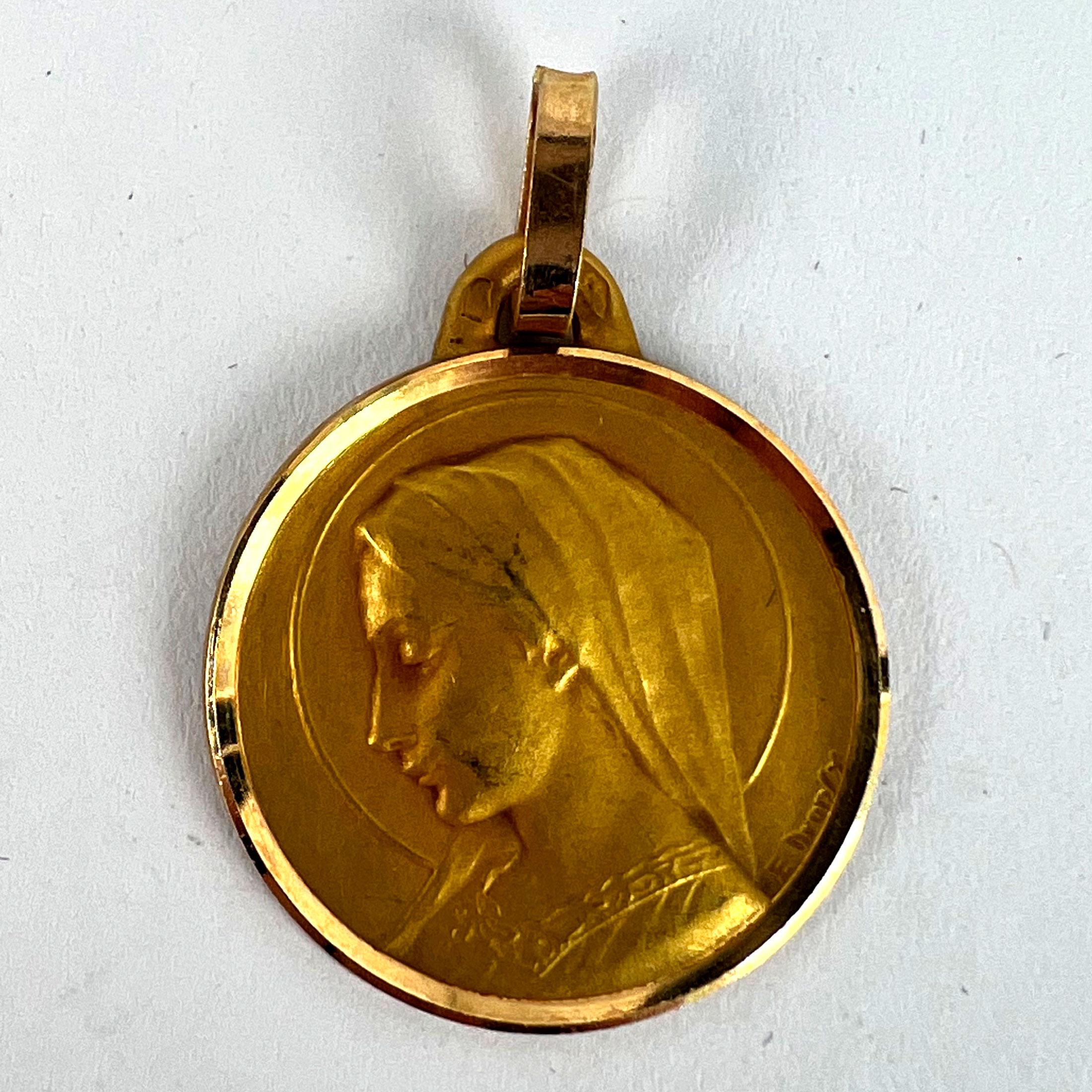French Dropsy Virgin Mary 18K Yellow Gold Religious Medal Pendant 7
