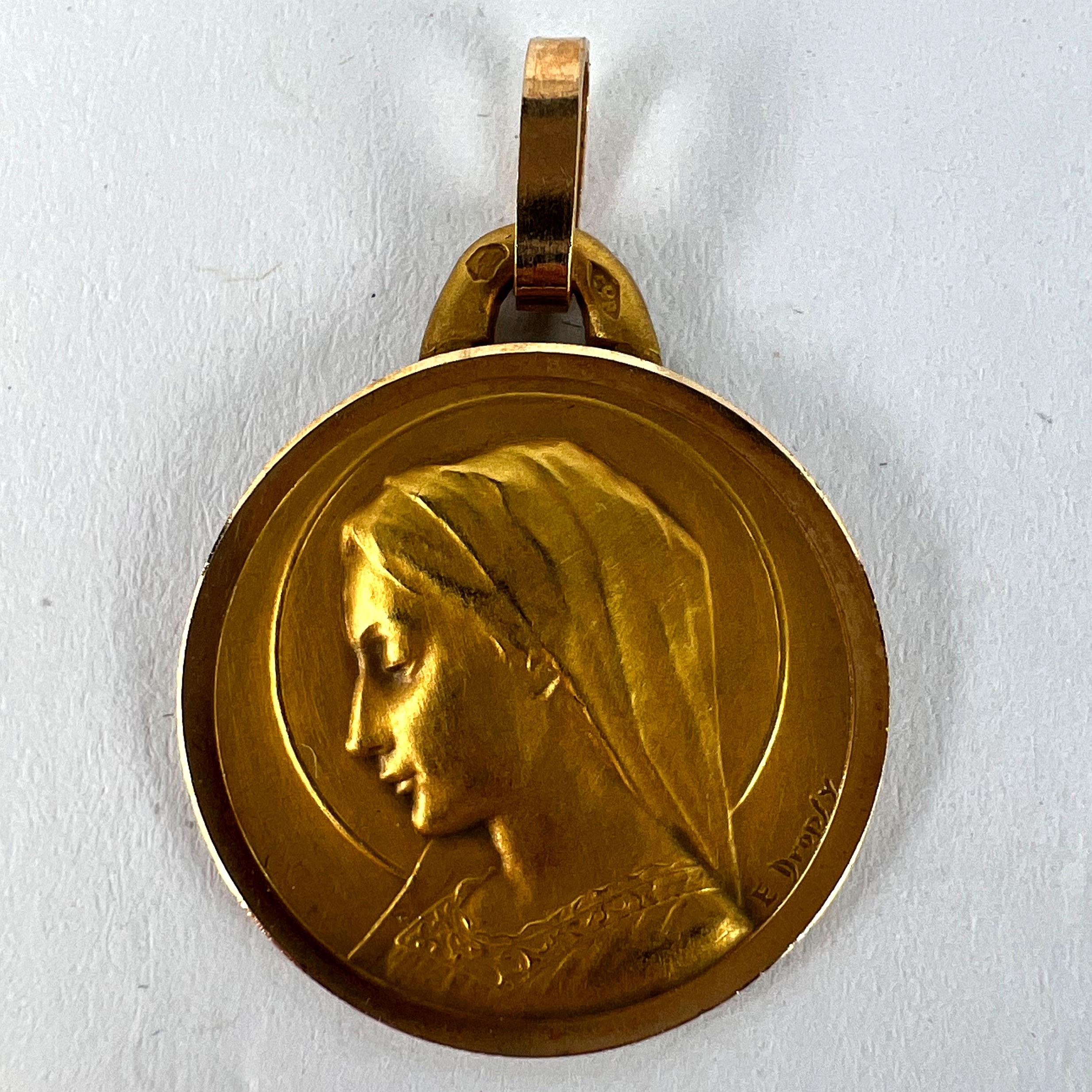 French Dropsy Virgin Mary 18K Yellow Gold Religious Medal Pendant For Sale 5