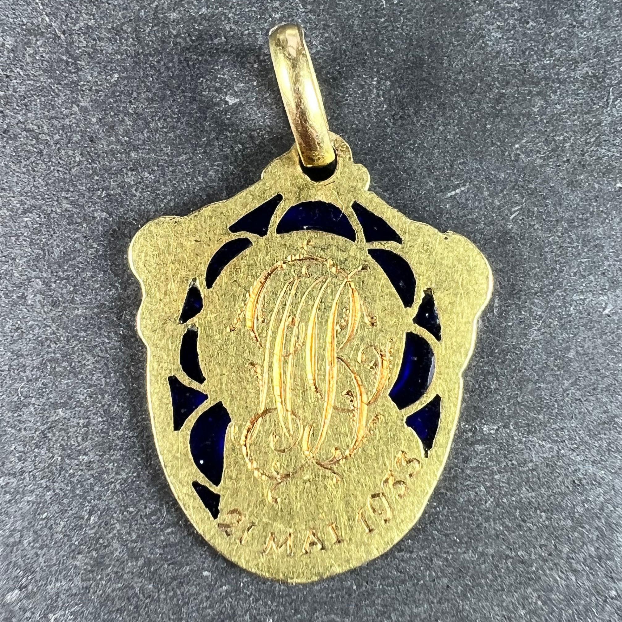 French Dropsy Virgin Mary Plique A Jour Enamel 18K Yellow Gold Charm Pendant In Good Condition In London, GB