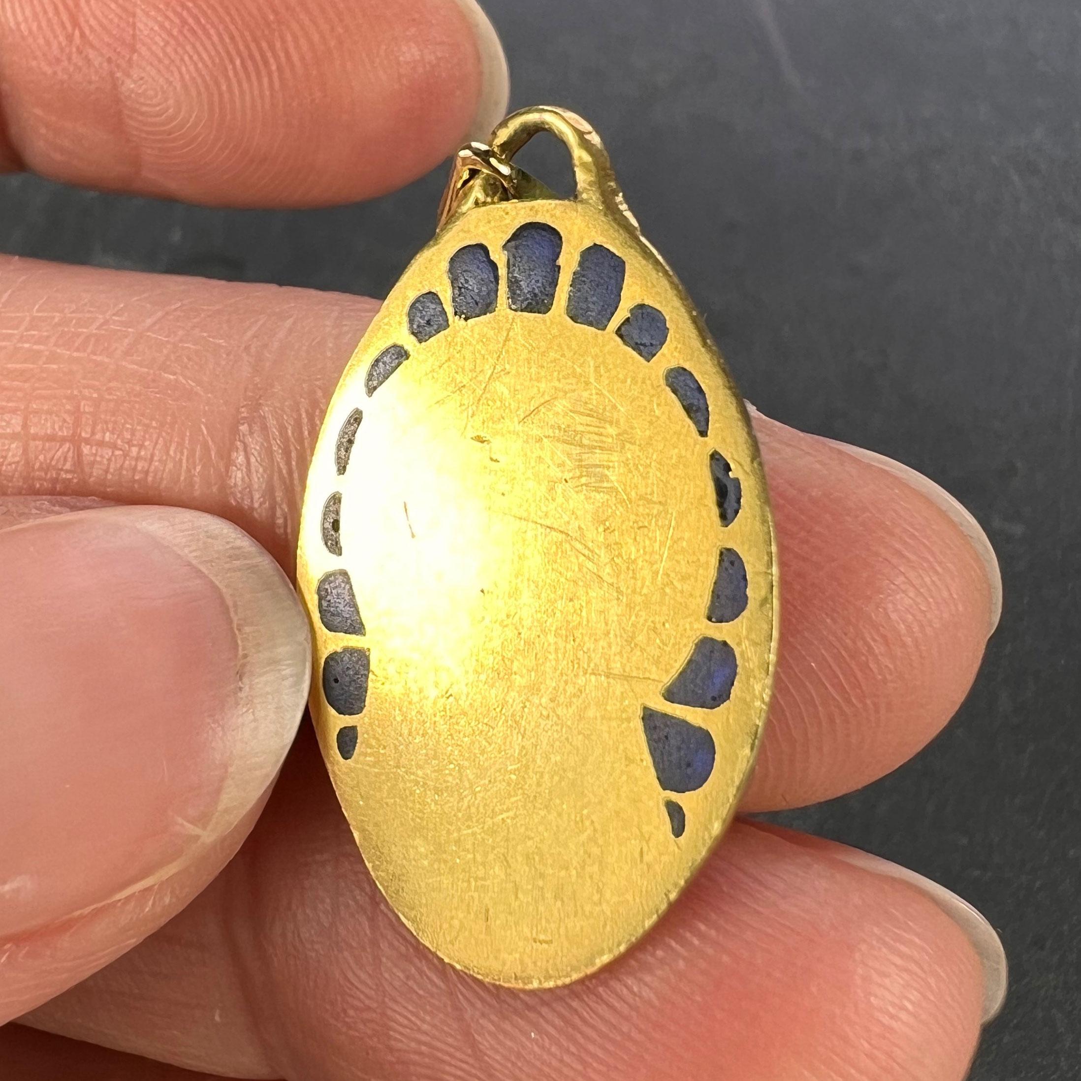 French Dropsy Virgin Mary Plique A Jour Enamel 18K Yellow Gold Pendant Medal For Sale 6