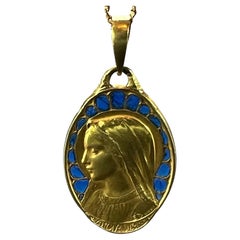 Französische Tropfenförmige Jungfrau Maria Plique A Jour Emaille 18K Gelbgold Anhänger Medaille
