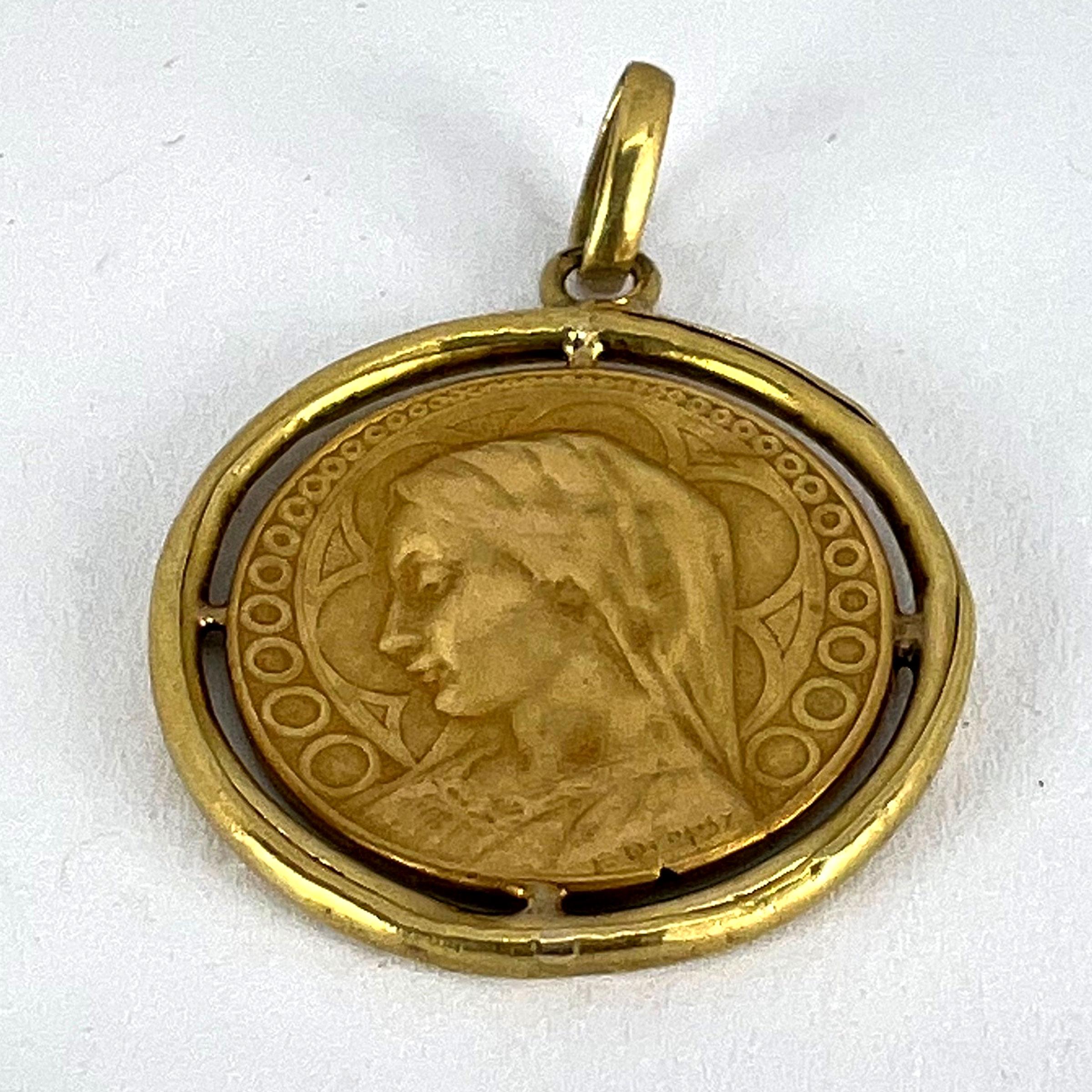 French Dropsy Virgin Mary Virgo Gloriosa 18K Yellow Gold Medal Pendant For Sale 10