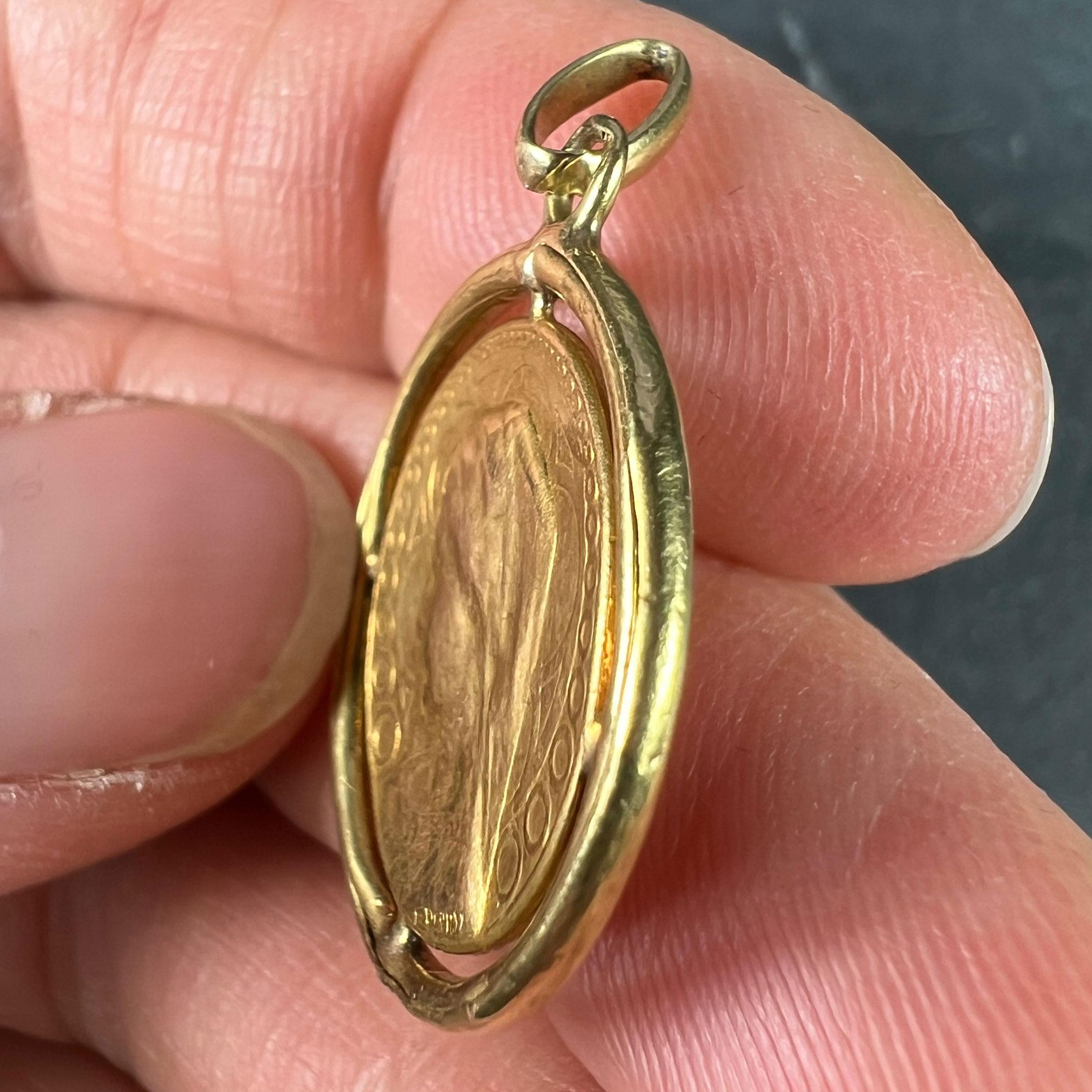 French Dropsy Virgin Mary Virgo Gloriosa 18K Yellow Gold Medal Pendant For Sale 3