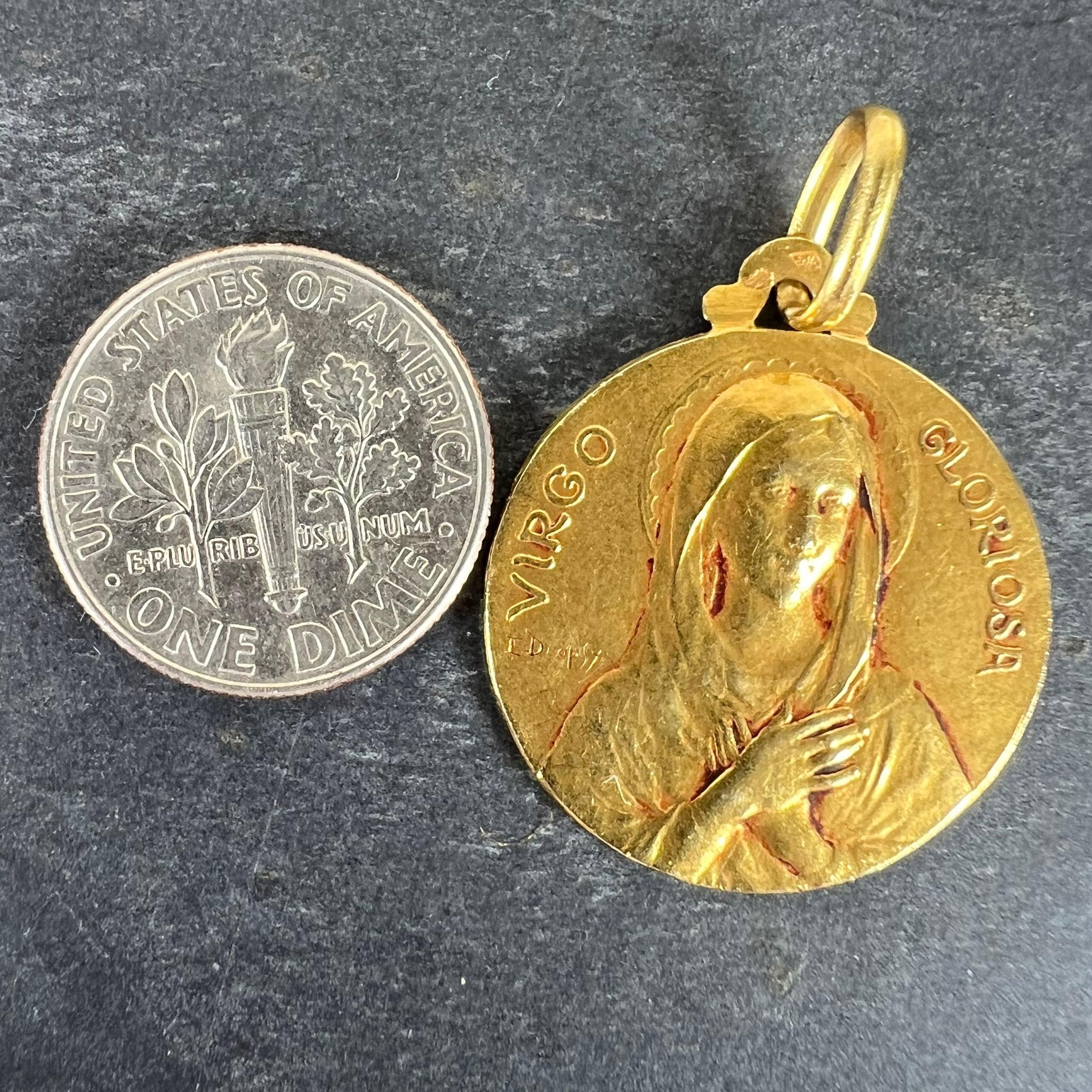 Colgante Medalla de la Virgen María de Oro Amarillo de 18 quilates Virgo Gloriosa Francesa en venta 6