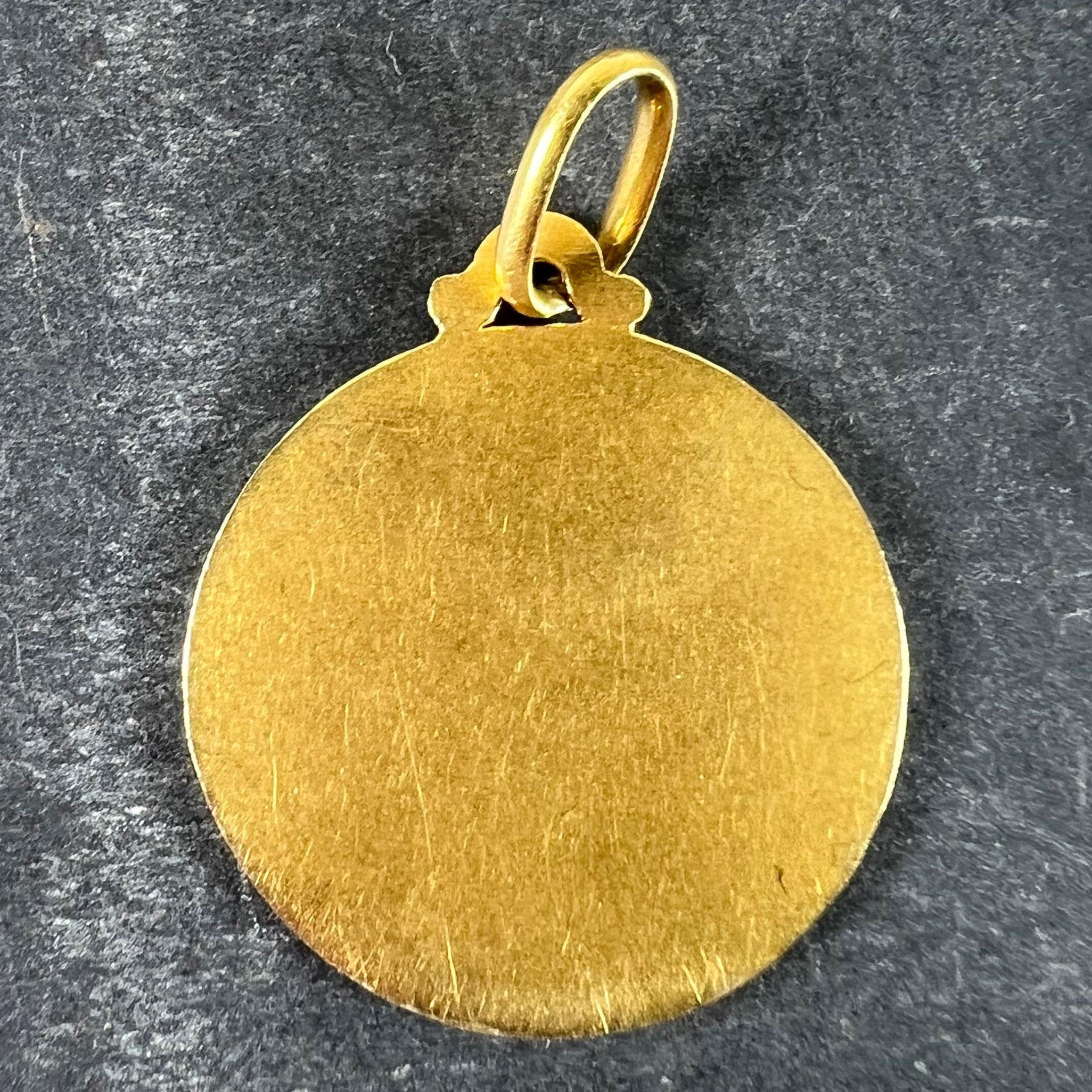 Colgante Medalla de la Virgen María de Oro Amarillo de 18 quilates Virgo Gloriosa Francesa en Bueno estado para la venta en London, GB