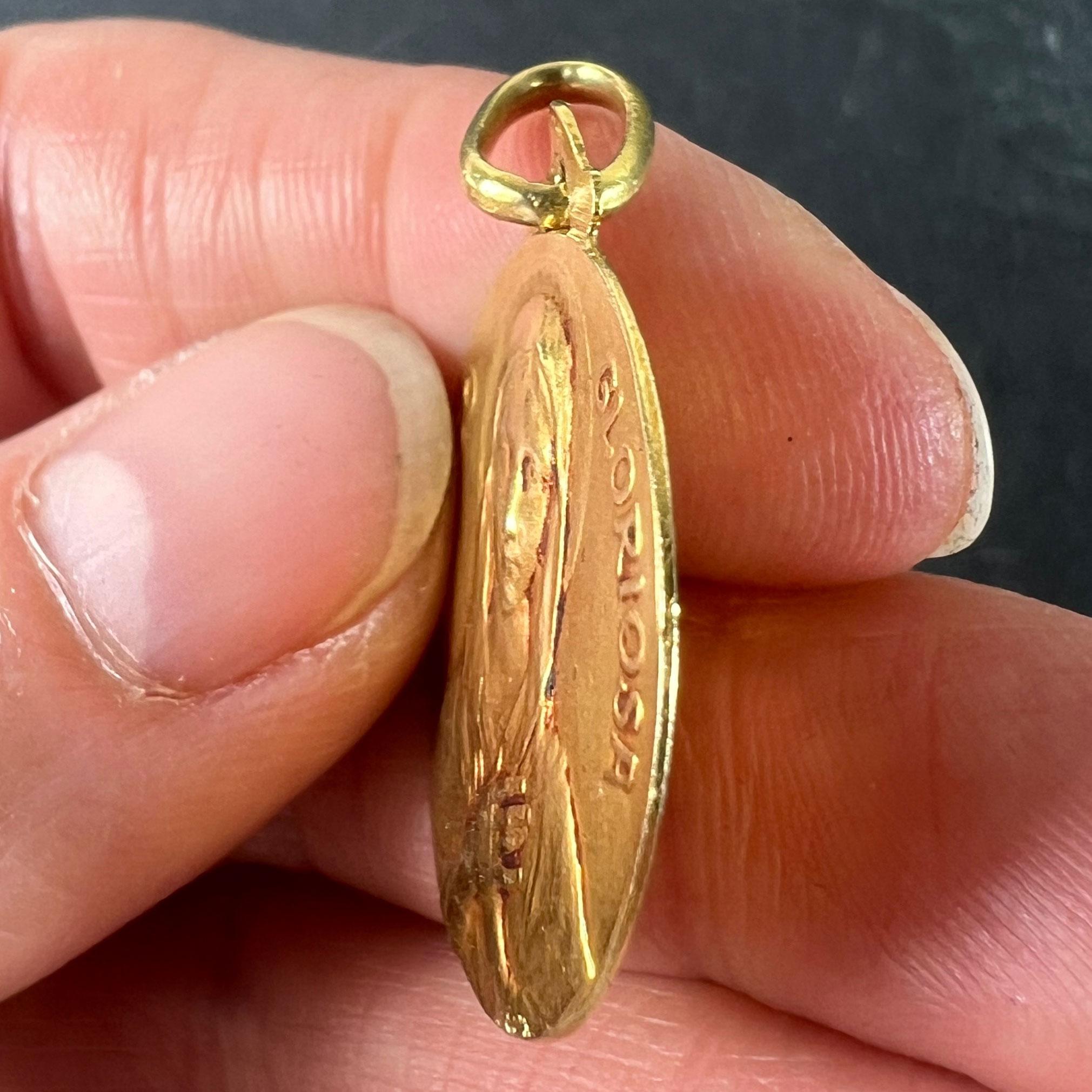 Colgante Medalla de la Virgen María de Oro Amarillo de 18 quilates Virgo Gloriosa Francesa en venta 3