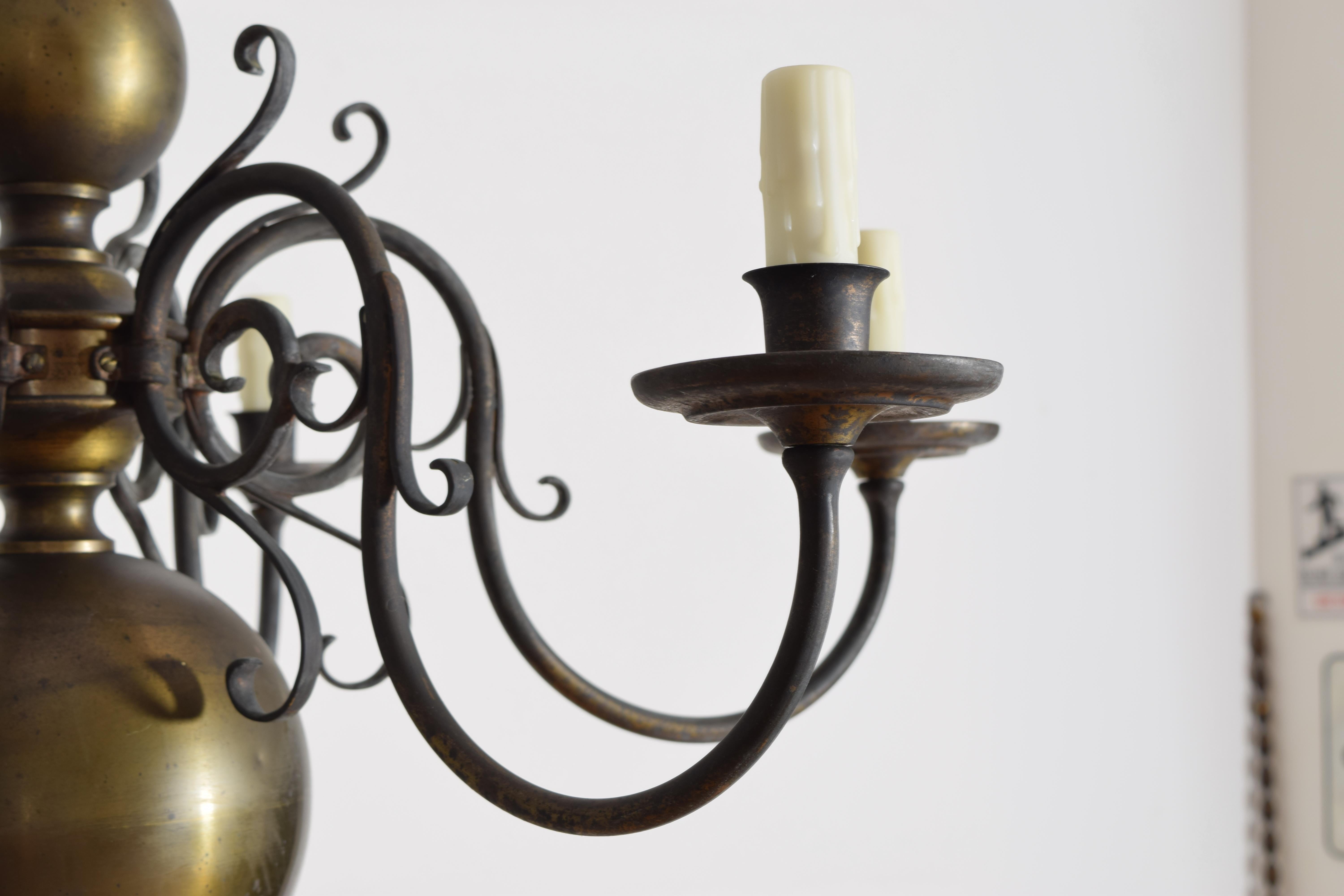 Lustre à 6 lumières en laiton de style baroque hollandais français, vers 1800 en vente 3