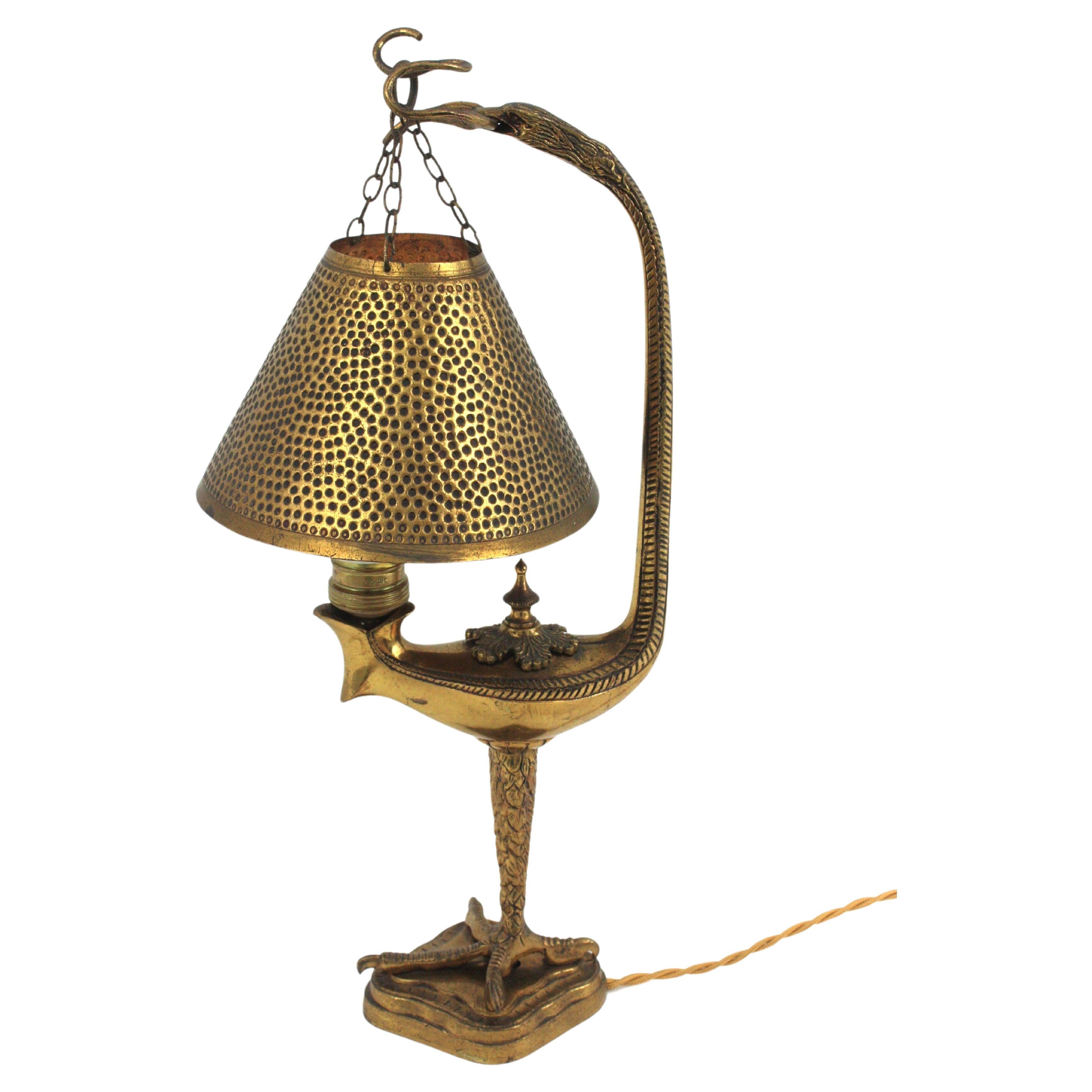 French Eagle Table Lamp in Brass, Muller Frères Style For Sale