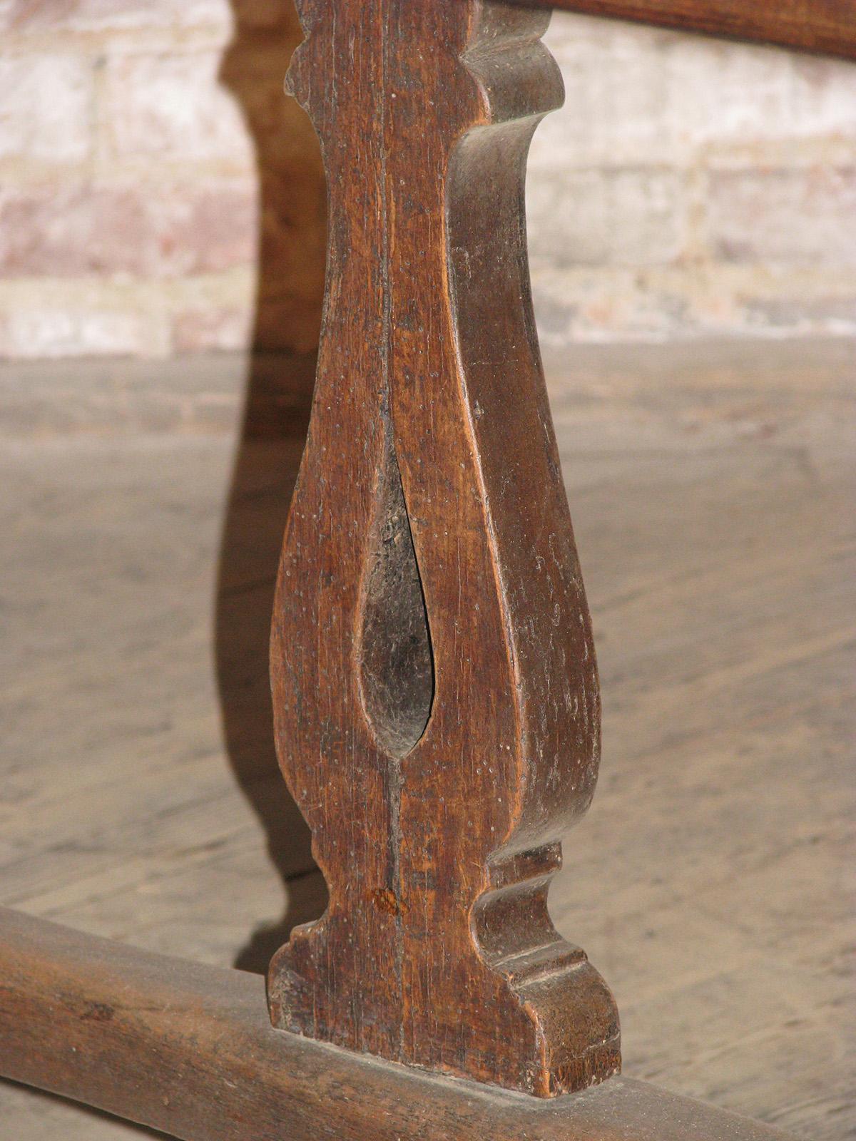 French early 17th Century Rustic Farm Table, Console, Desk, Dining Table For Sale 4