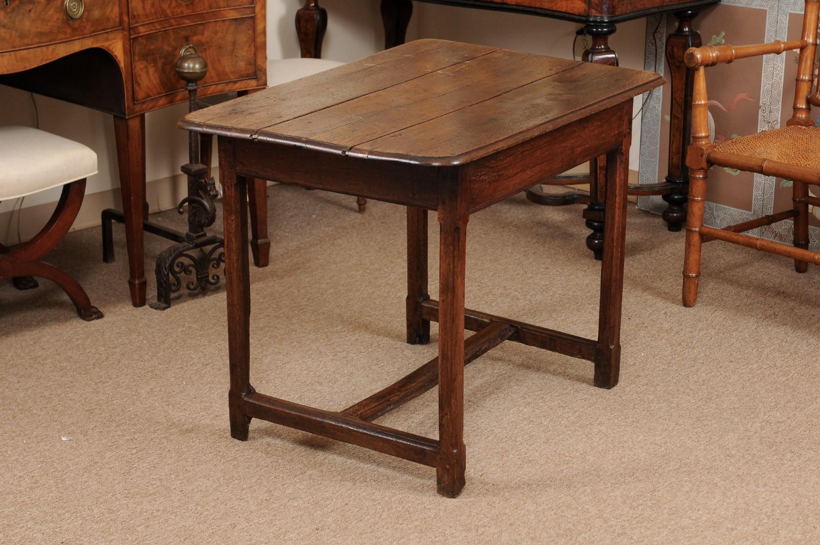 French Early 18th Century Oak Side Table 6